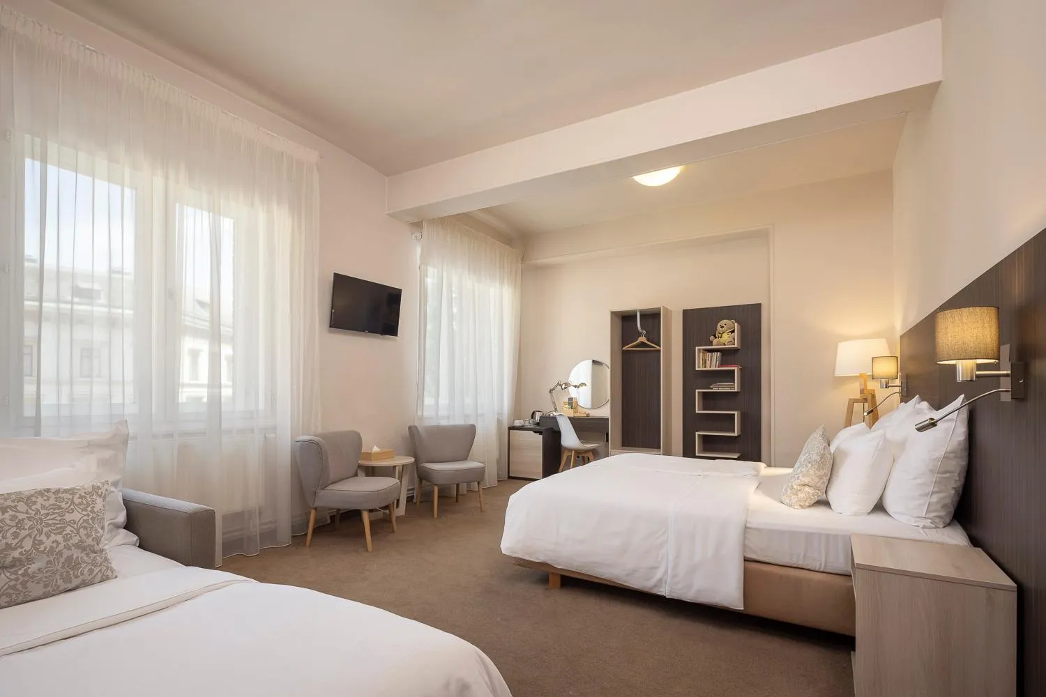 Area and facilities, Bed in Pytloun Kampa Garden Hotel Prague