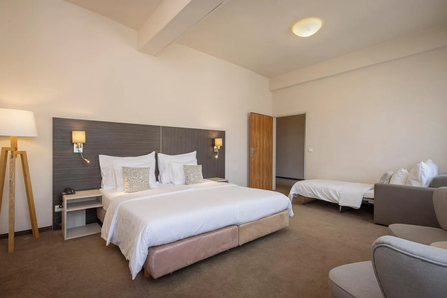 Area and facilities, Bed in Pytloun Kampa Garden Hotel Prague