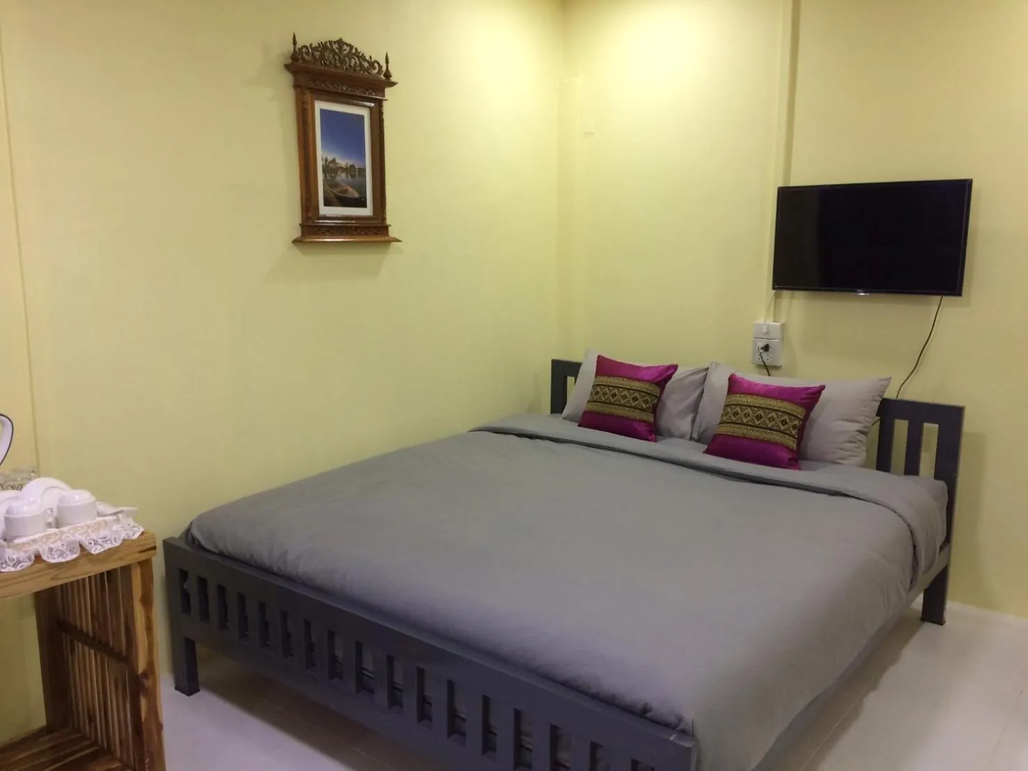 Photo of the whole room, Bed in Smilingface guesthouse