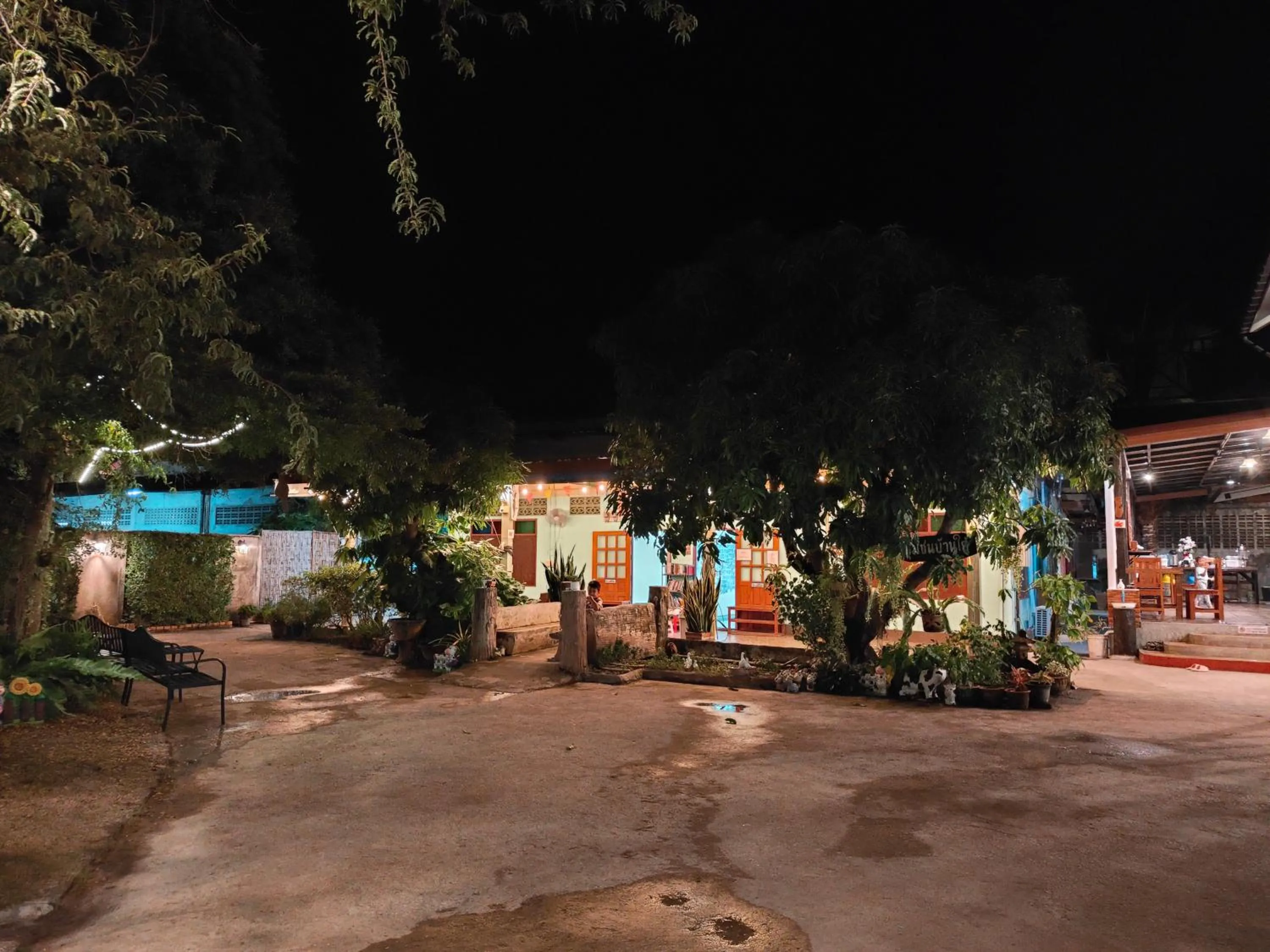 Property building in Smilingface guesthouse