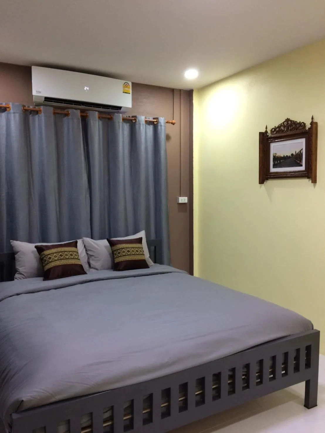 Photo of the whole room, Bed in Smilingface guesthouse