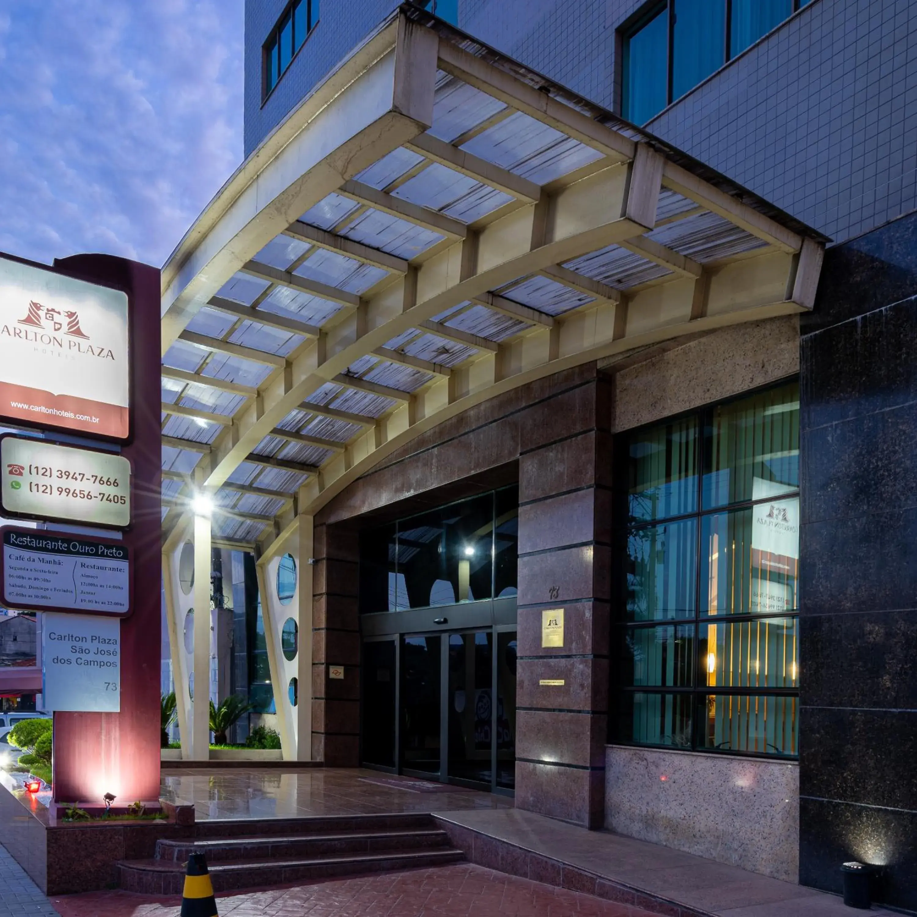 Property building in Carlton Plaza São José dos Campos Property building in Carlton Plaza São José dos Campos