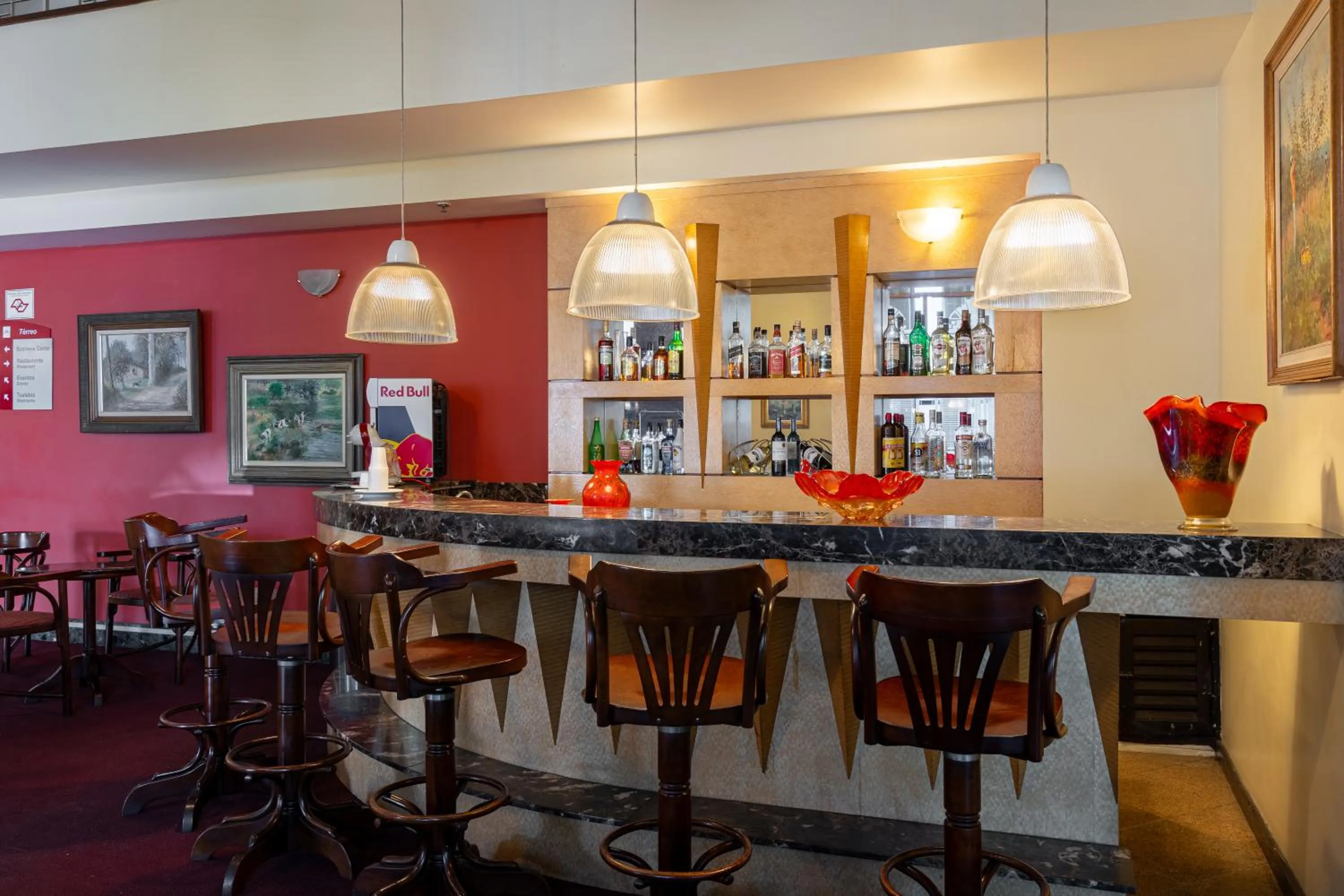 Restaurant/places to eat in Carlton Plaza São José dos Campos