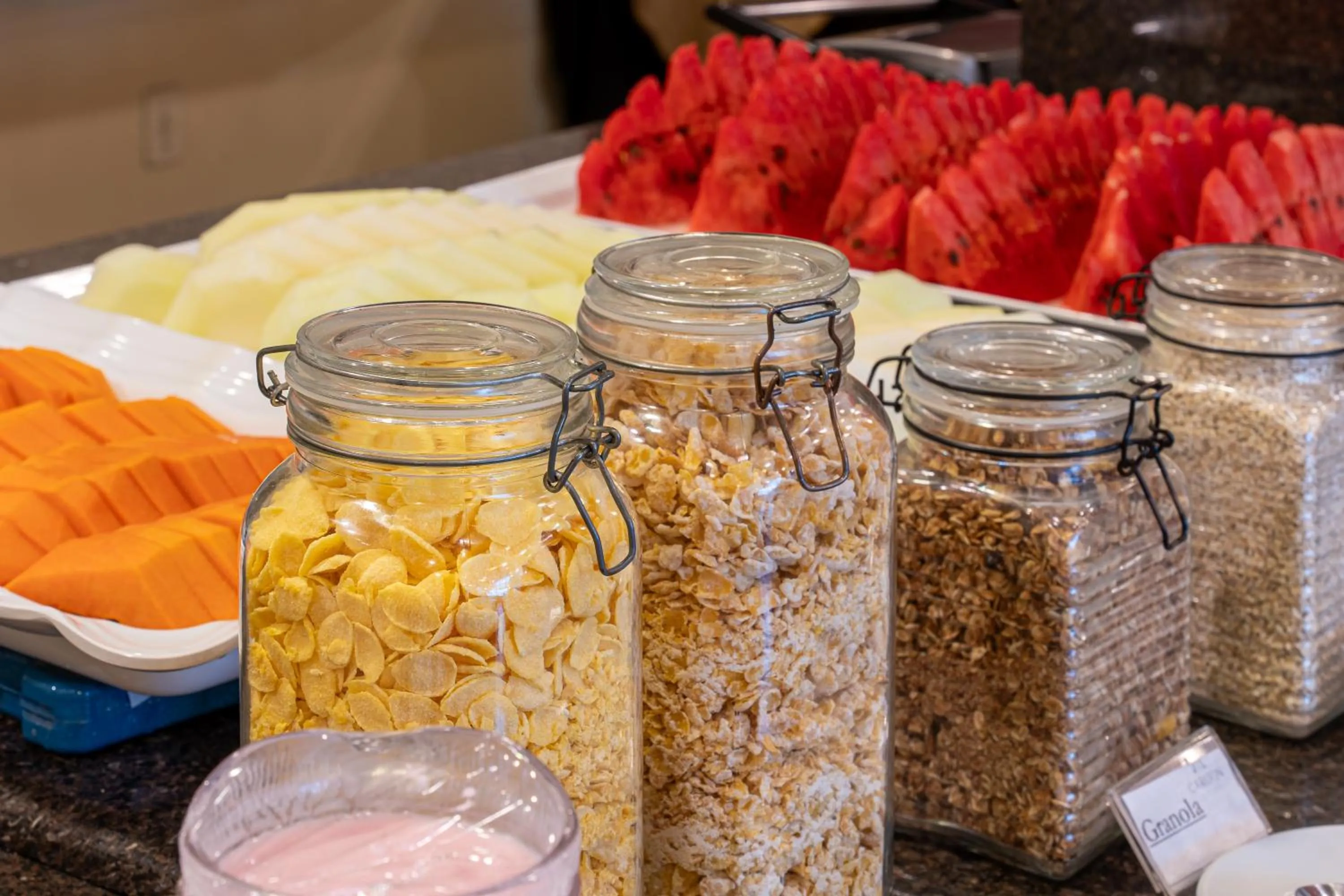 Food and drinks in Carlton Plaza São José dos Campos