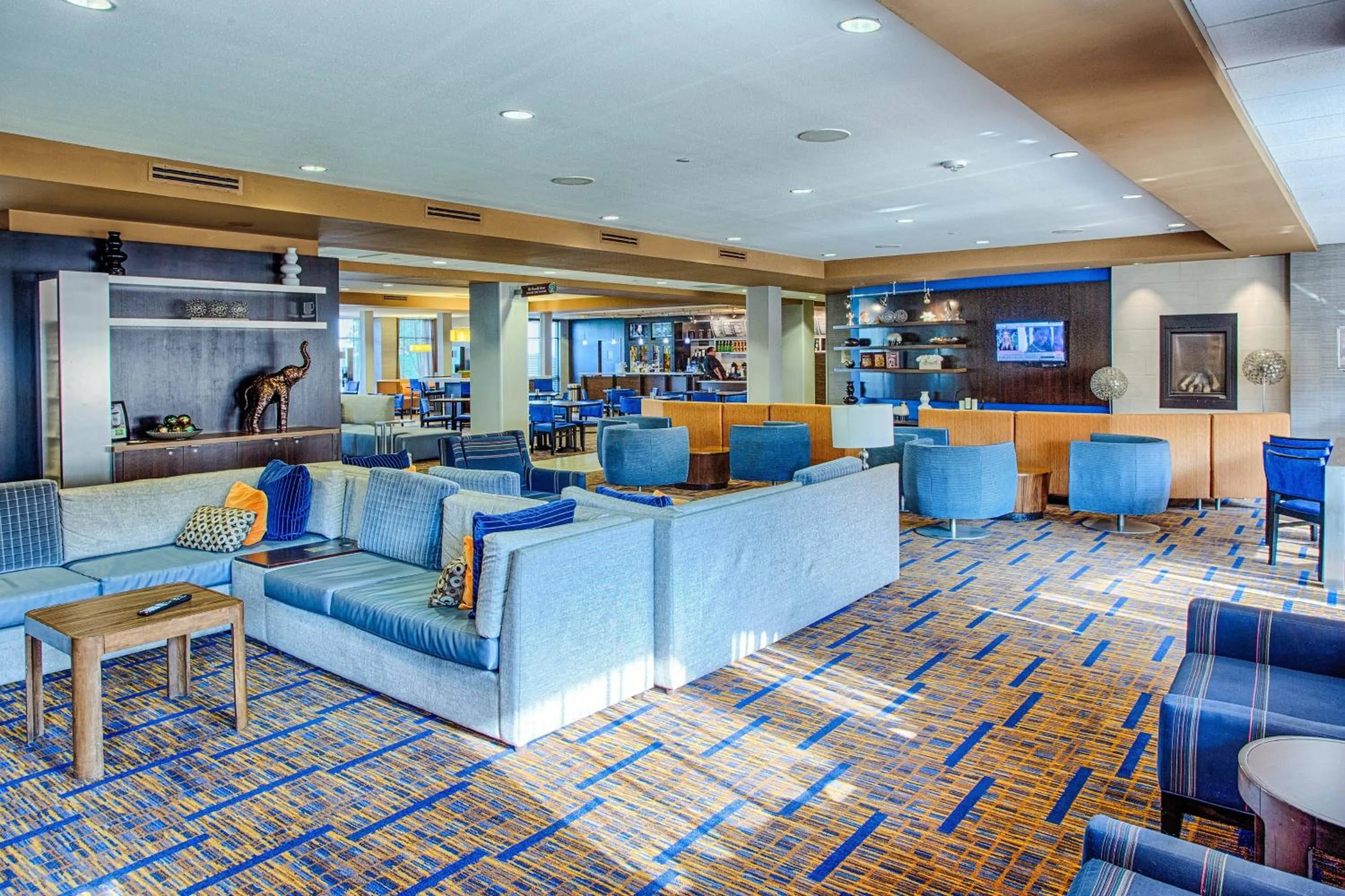 Lobby or reception in Courtyard Fargo Moorhead, MN