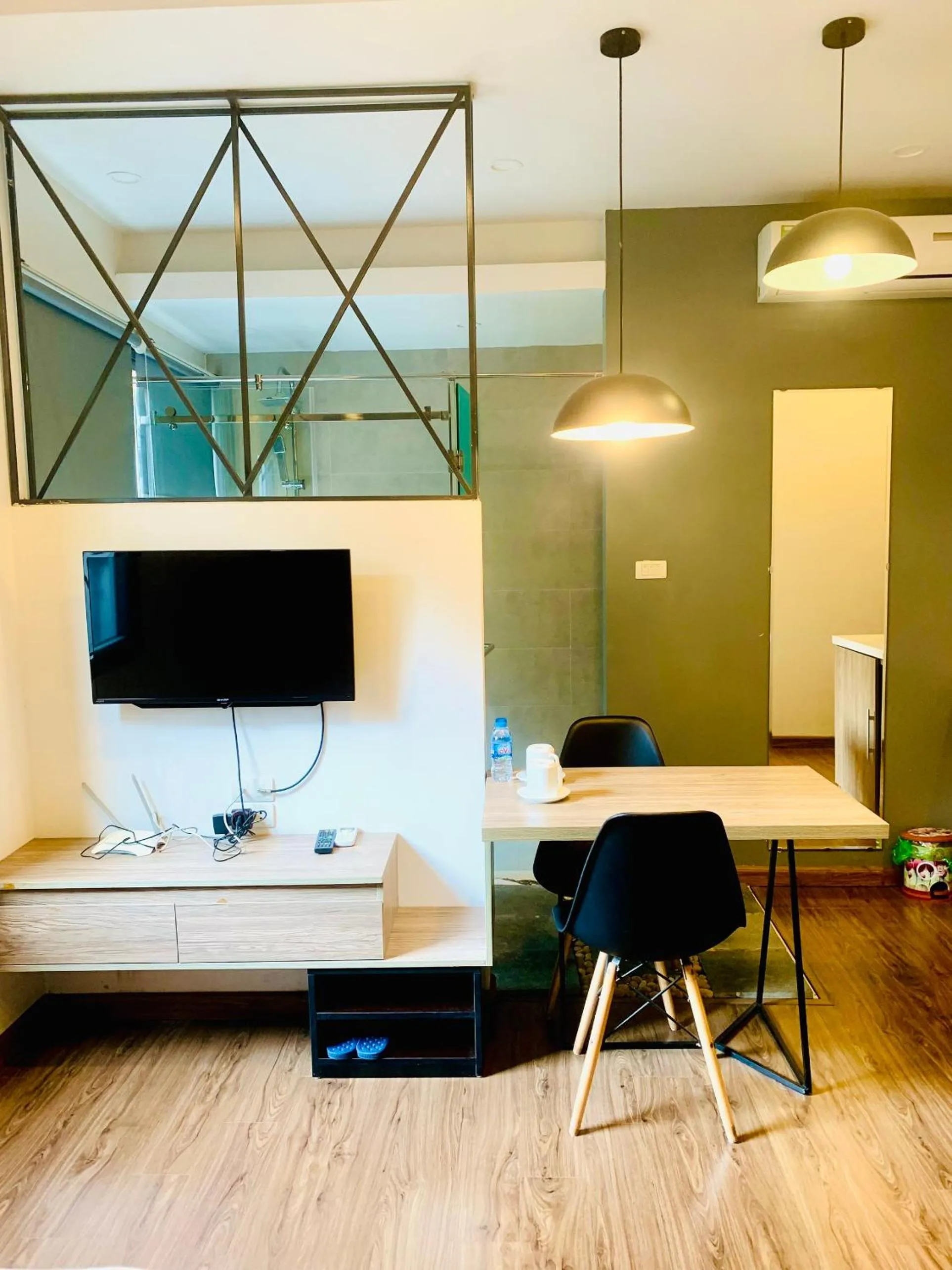 TV and multimedia in Unique Serviced Apartment