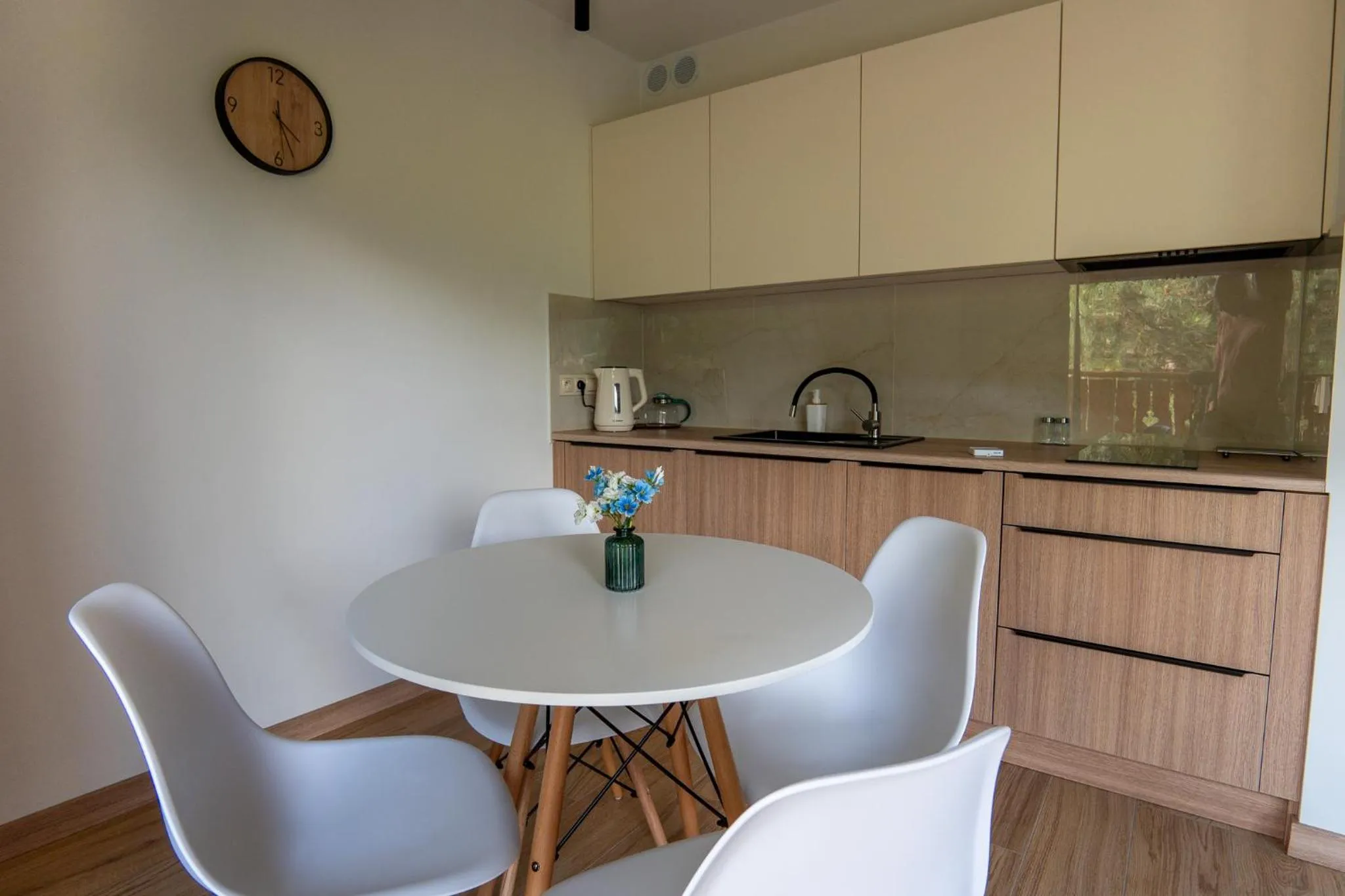 Kitchen or kitchenette in Willa i Wzgórze Jerrego Apartamenty i pokoje z widokiem na góry