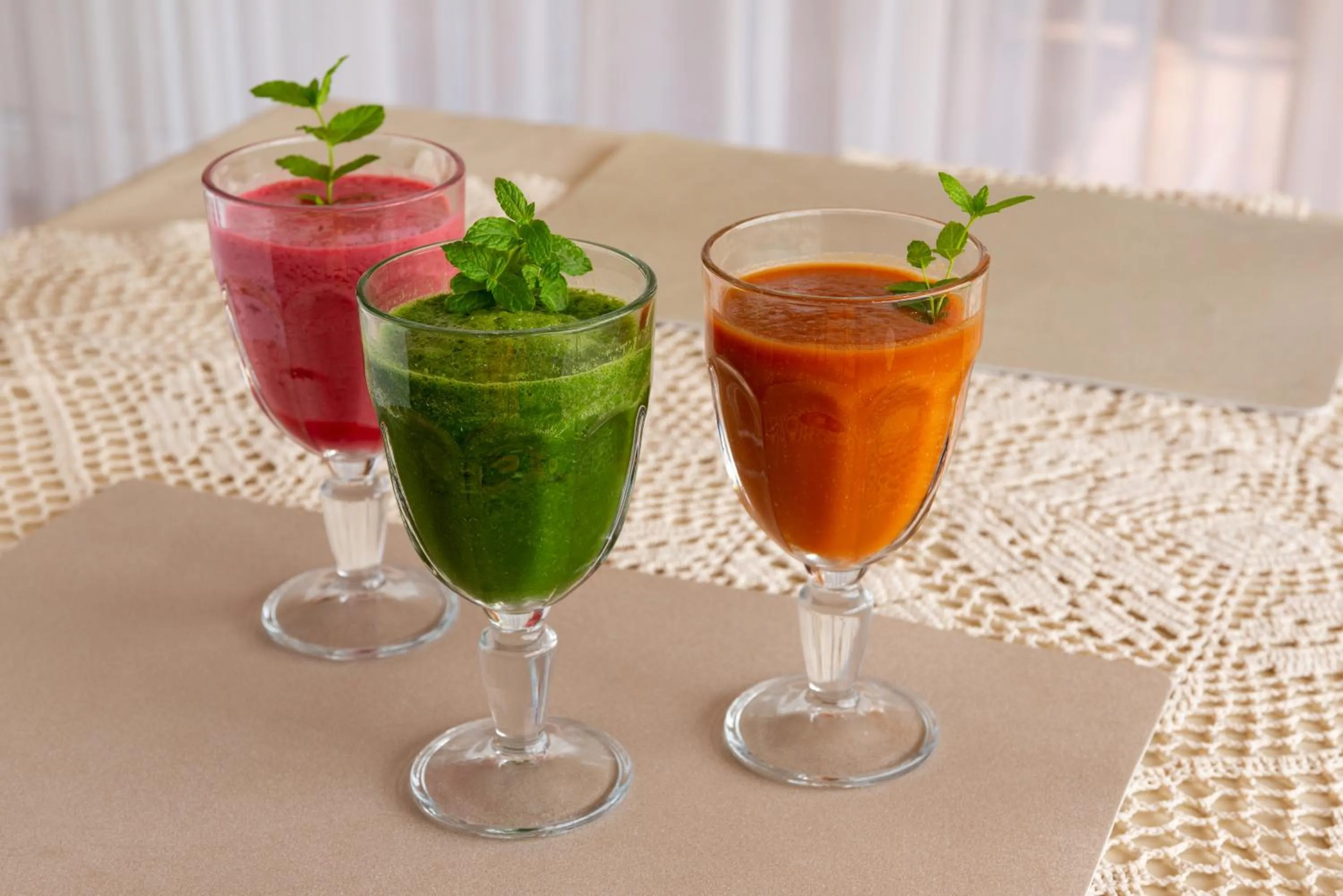 Breakfast in Willa i Wzgórze Jerrego Apartamenty i pokoje z widokiem na góry