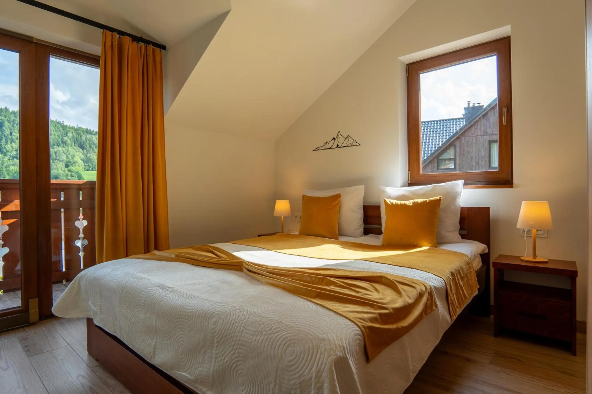 Property building, Bed in Willa i Wzgórze Jerrego Apartamenty i pokoje z widokiem na góry