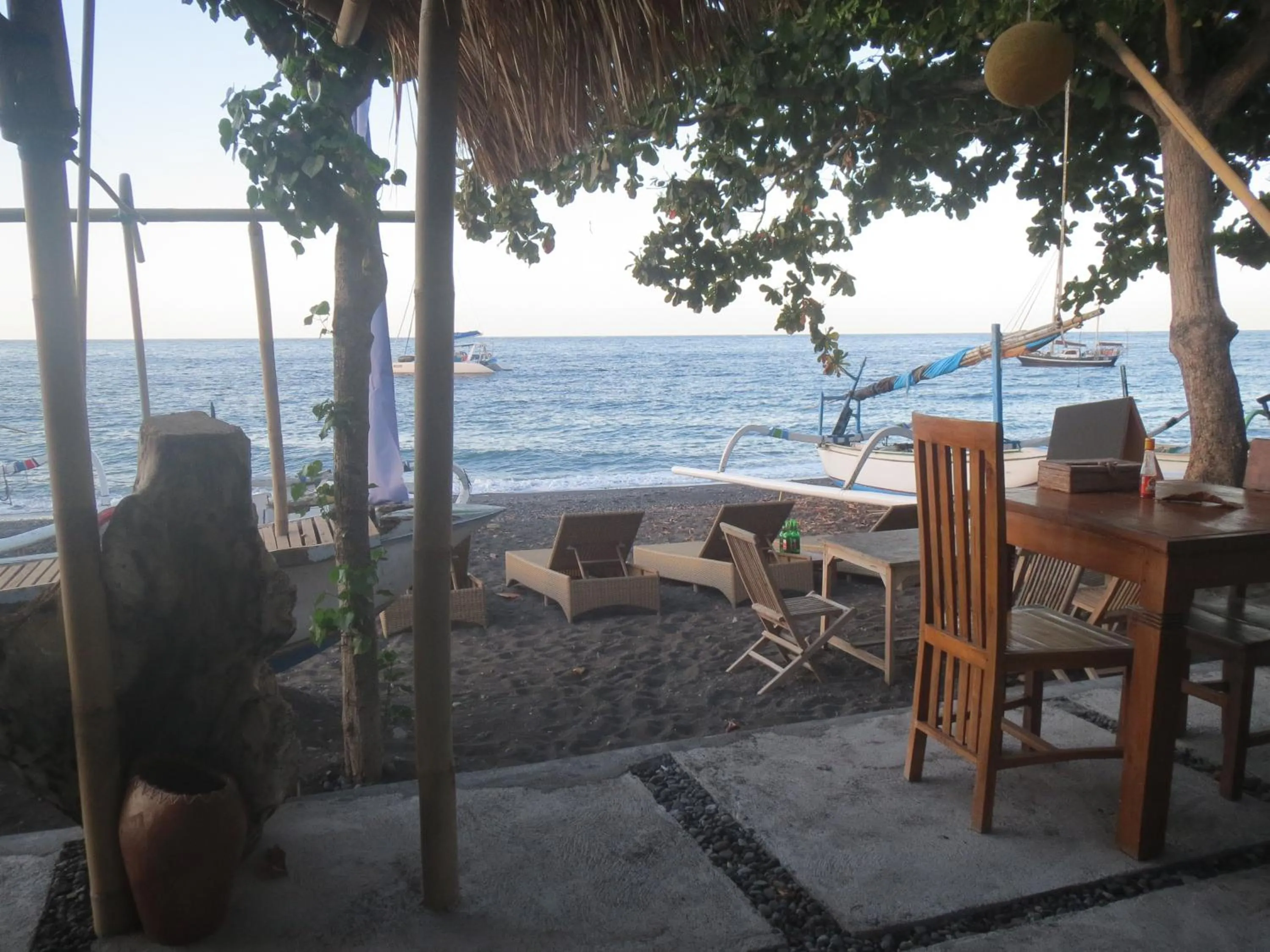 Restaurant/places to eat in Master Homestay