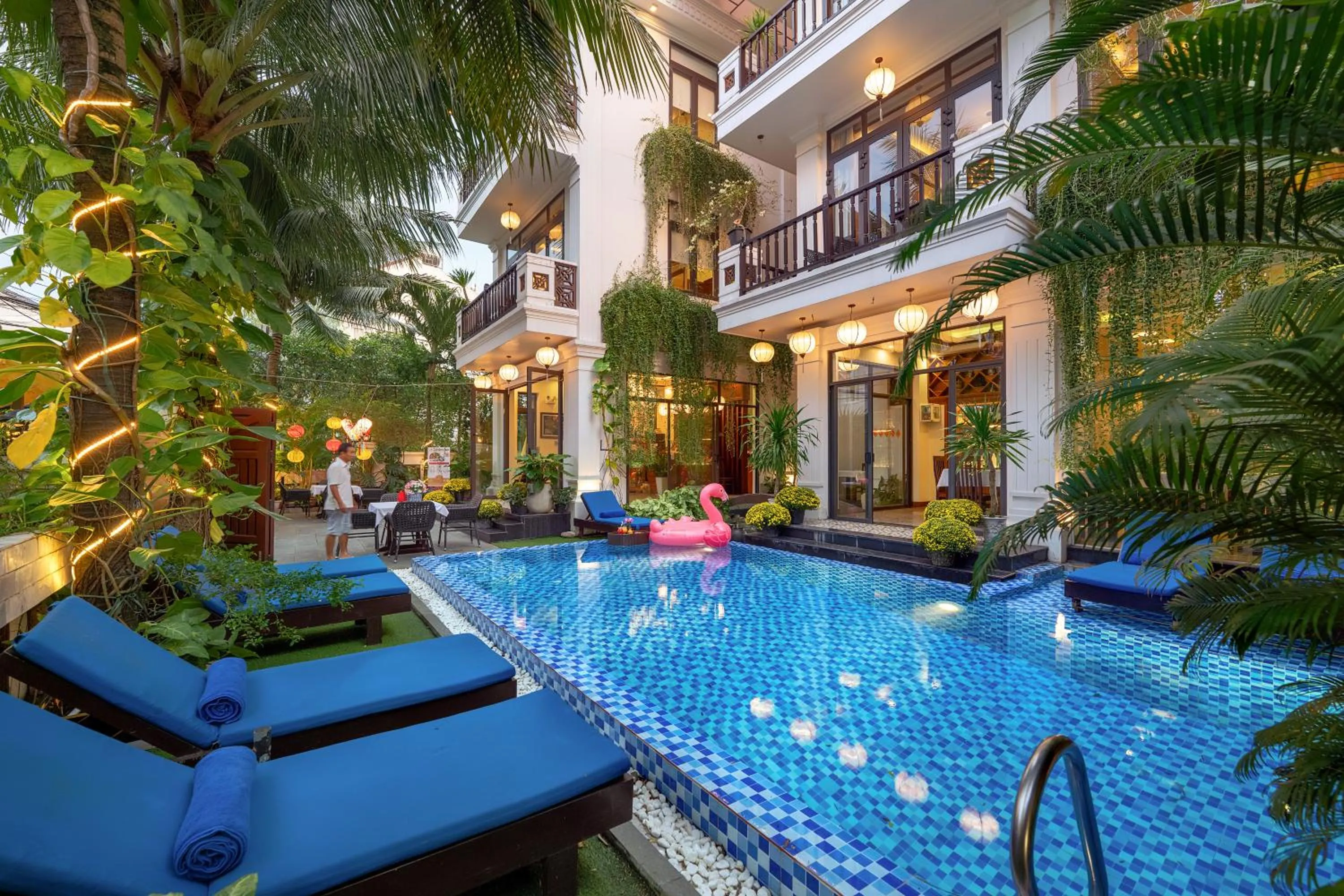 Swimming pool in Hoi An Discovery Villa