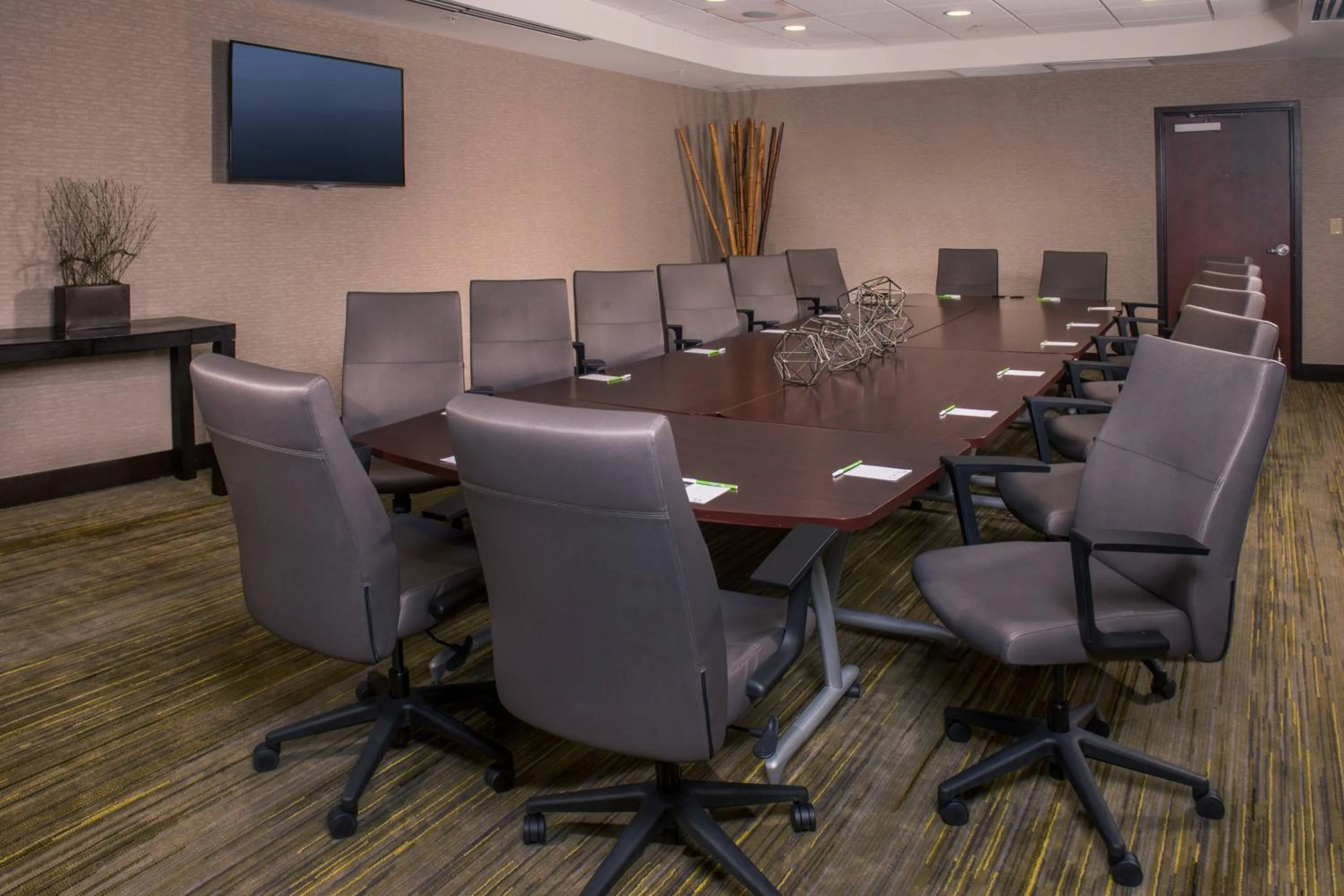 Meeting/conference room in Courtyard Fredericksburg Historic District