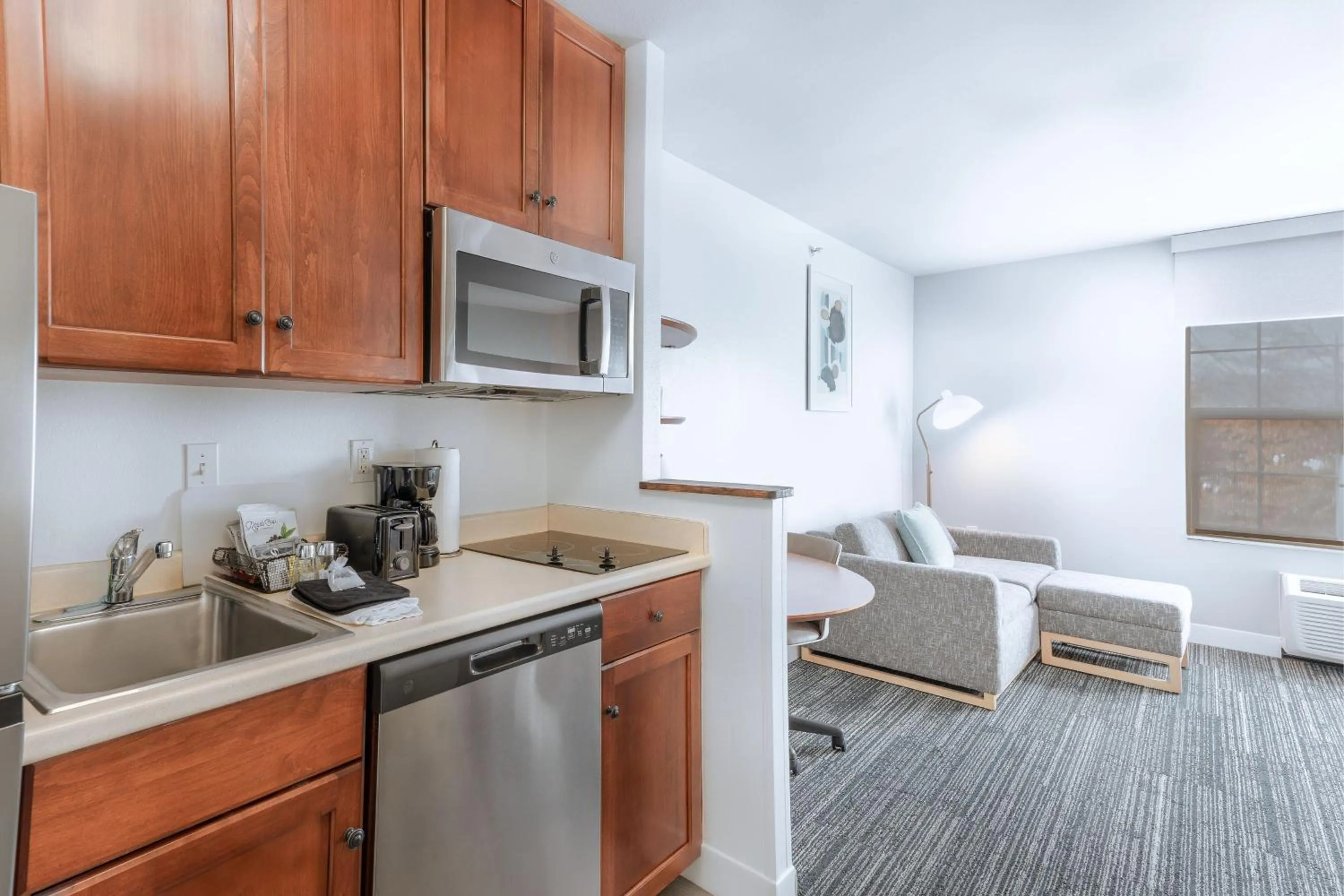 Kitchen or kitchenette in TownePlace Suites Fredericksburg