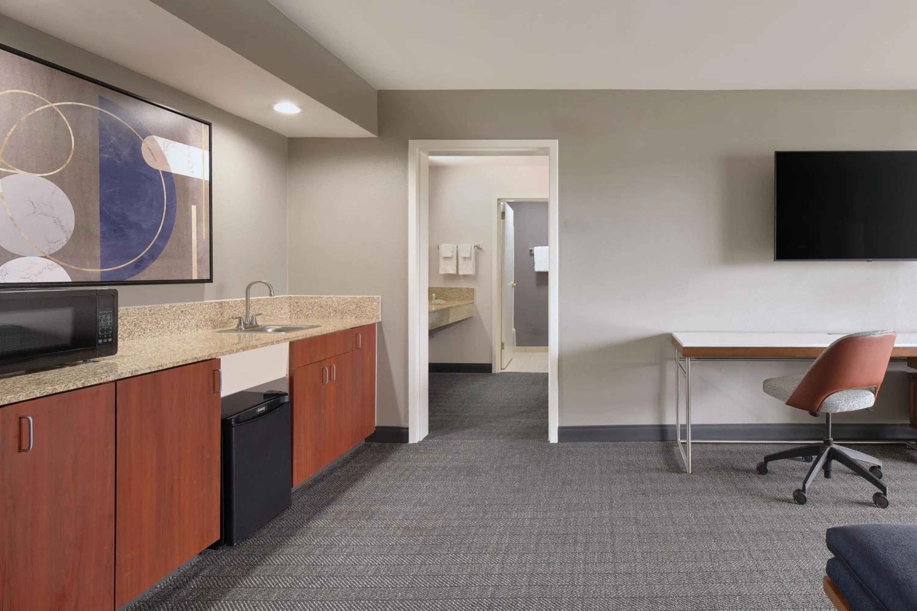 Photo of the whole room in Courtyard Florence South Carolina