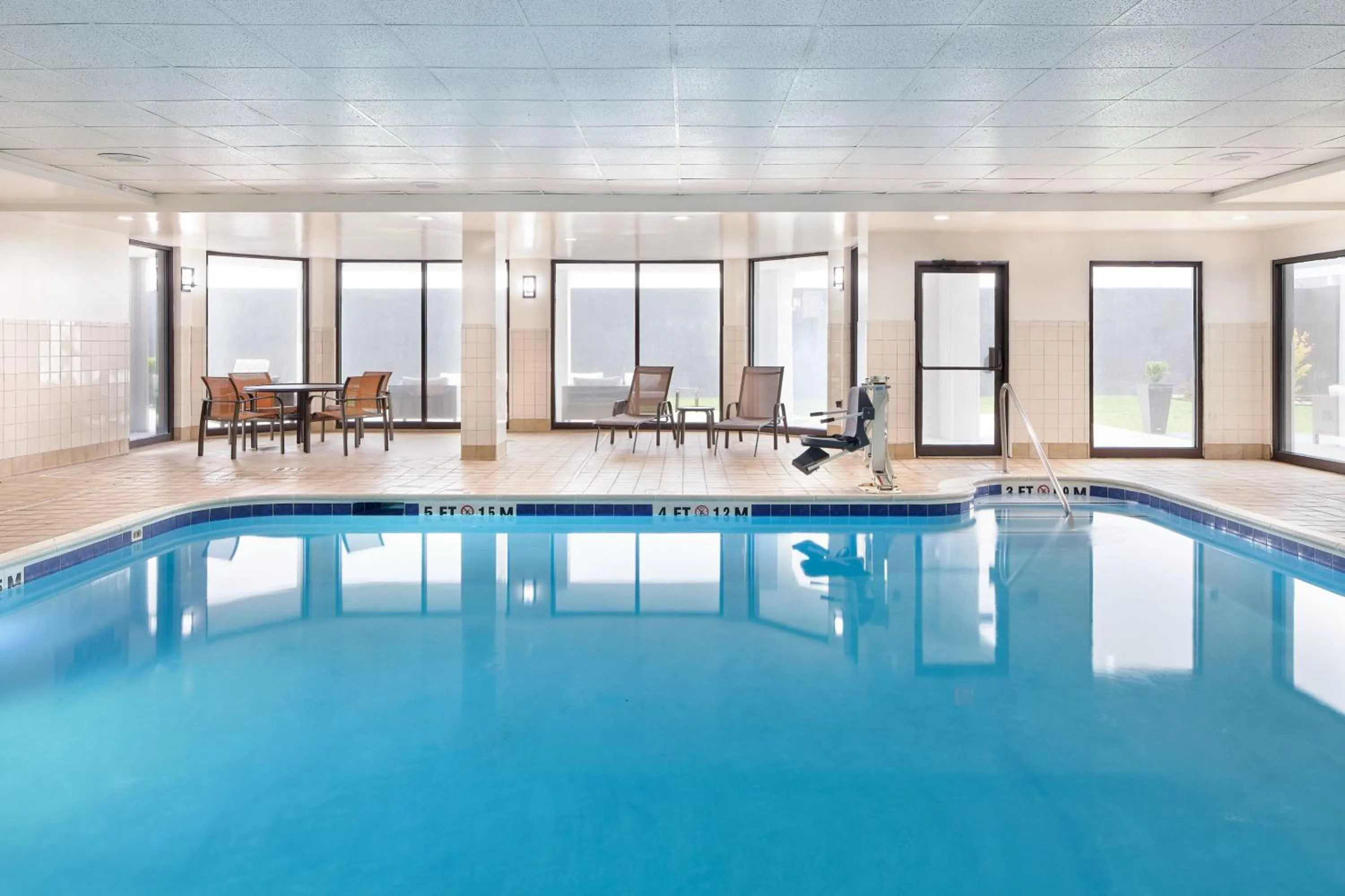 Swimming pool in Courtyard Florence South Carolina