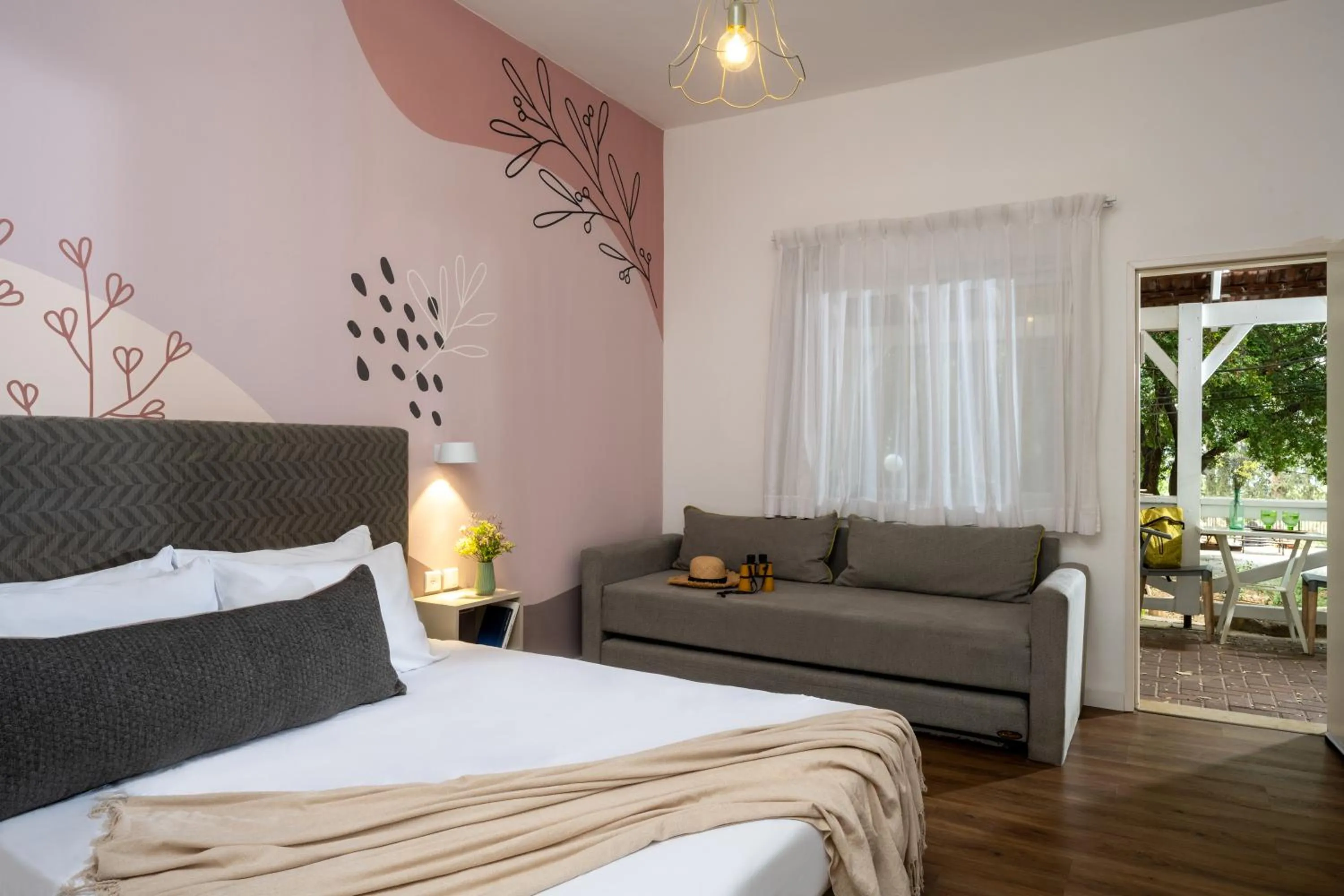 Photo of the whole room, Bed in Travel Hotel Eilon