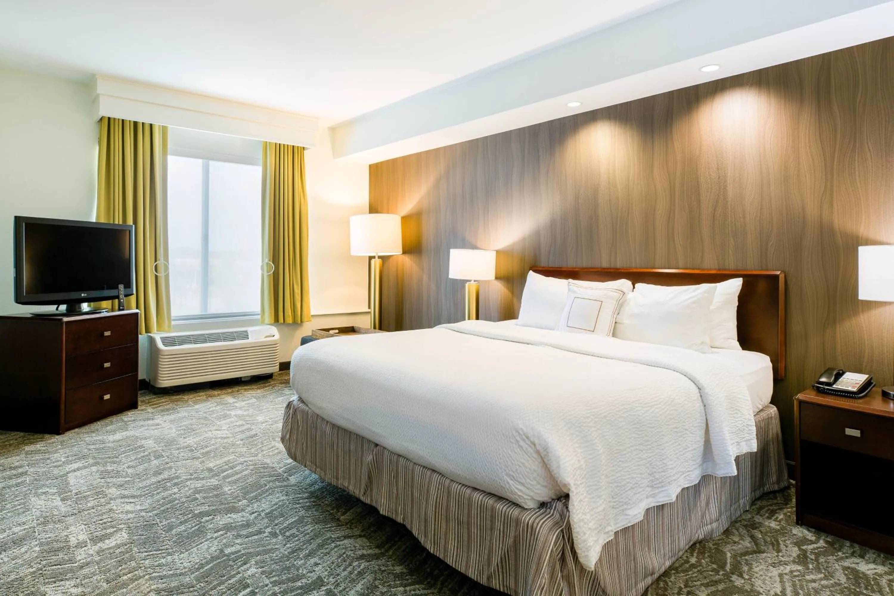 Photo of the whole room, Bed in SpringHill Suites Florence