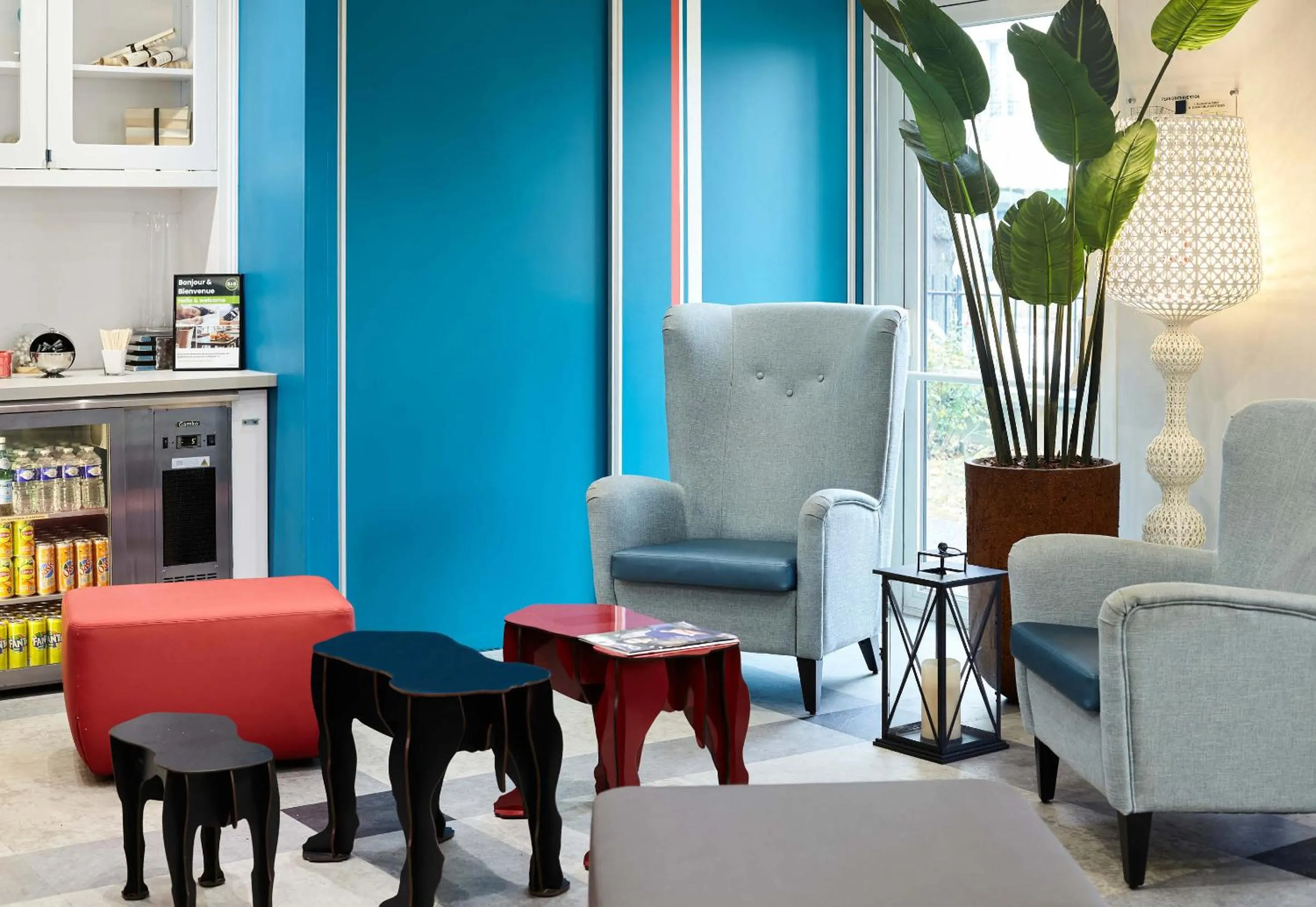 Seating area in B&B HOTEL Saint-Maur Créteil