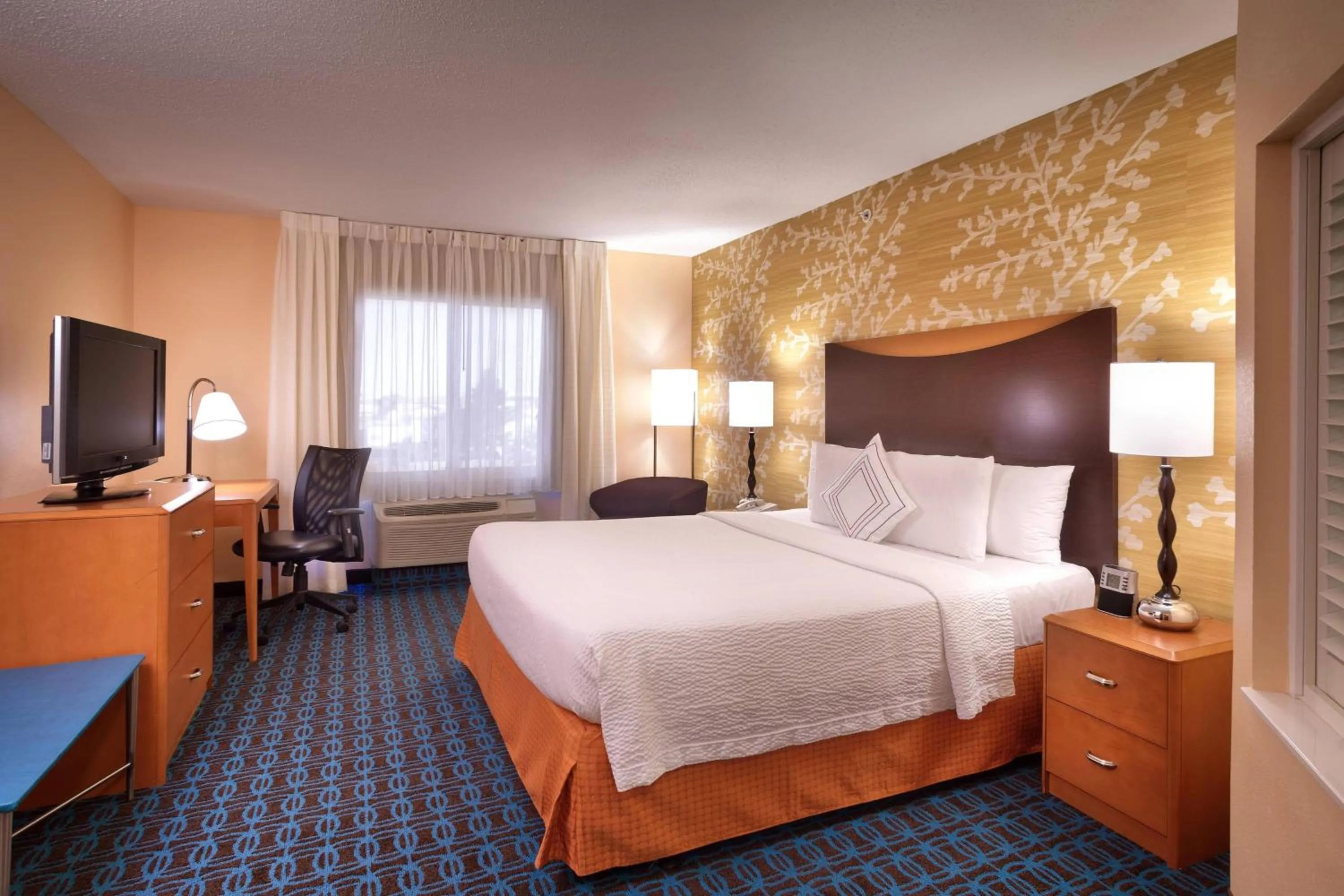 Bedroom, Bed in Fairfield Inn & Suites by Marriott Gillette