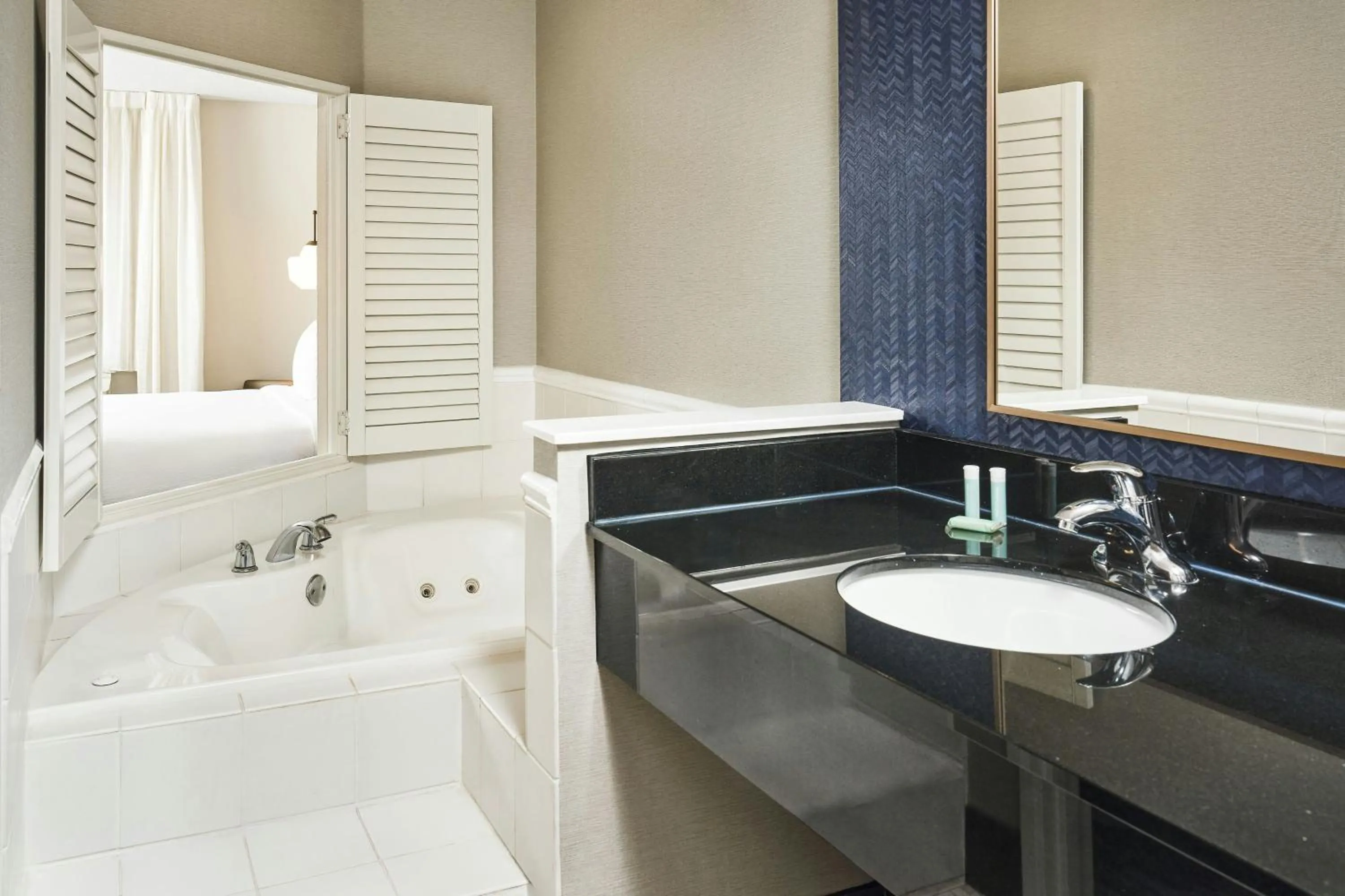 Bathroom in Fairfield Inn & Suites by Marriott Gillette