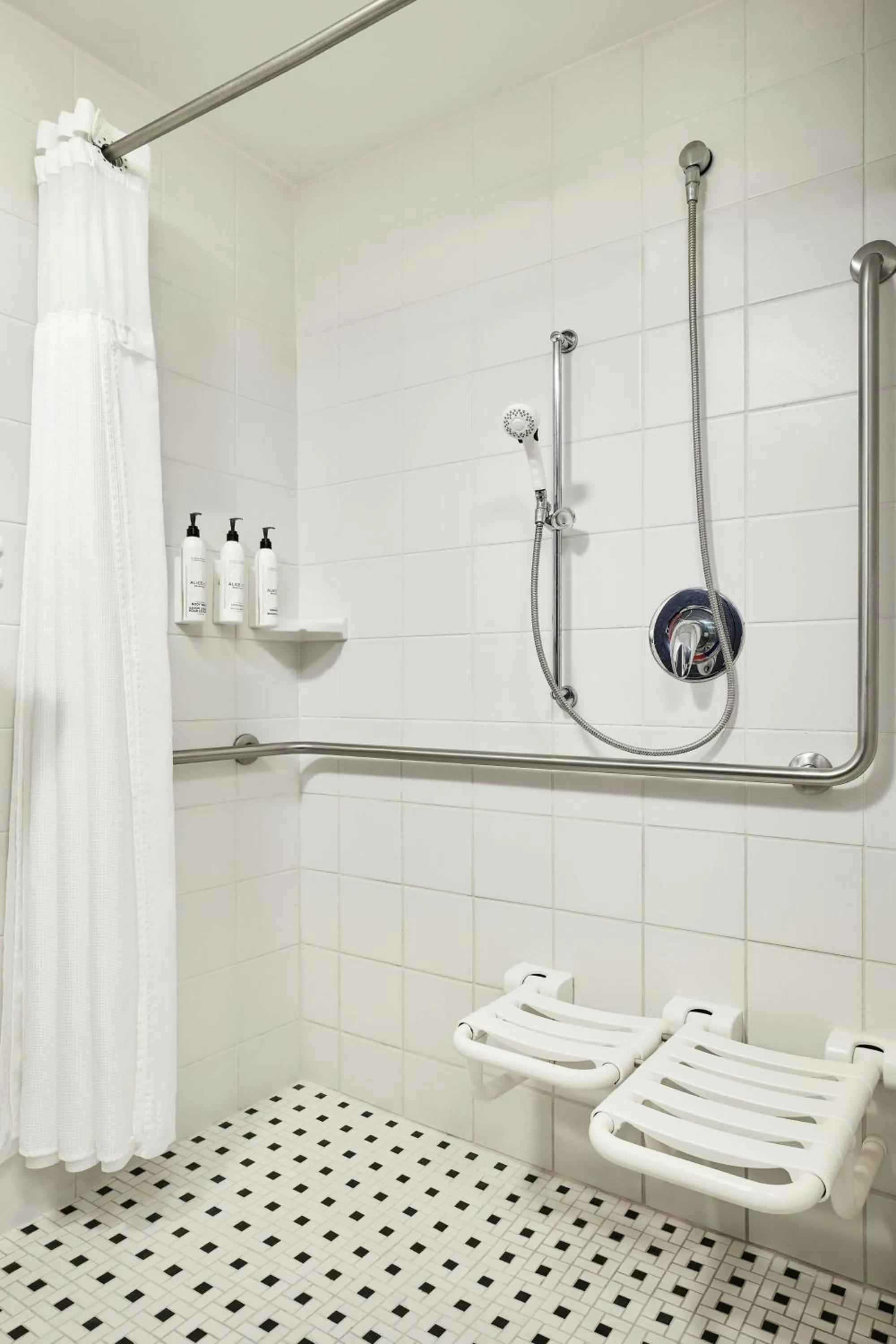 Bathroom in Fairfield Inn & Suites by Marriott Gillette