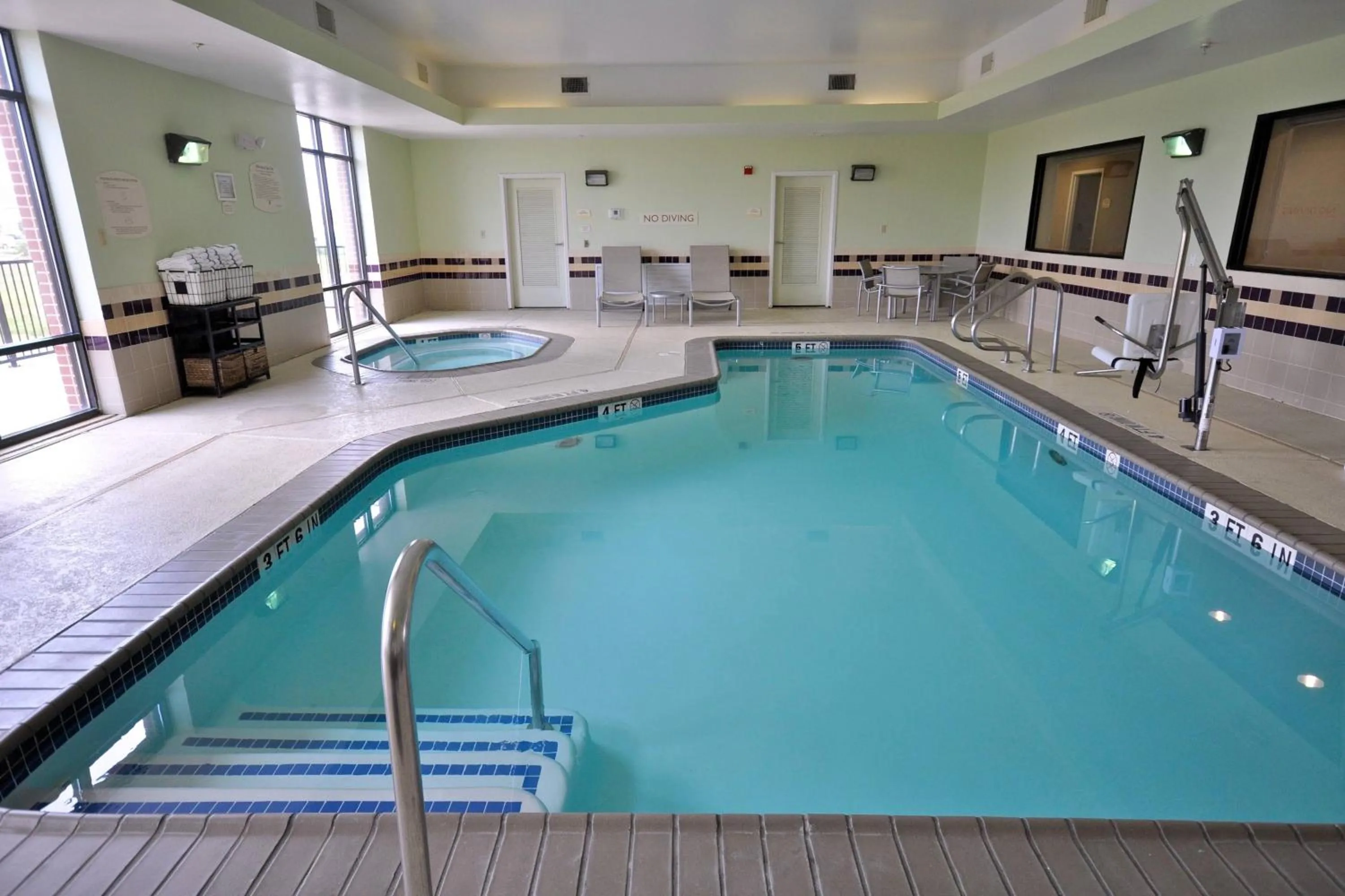 Swimming pool in SpringHill Suites Galveston Island