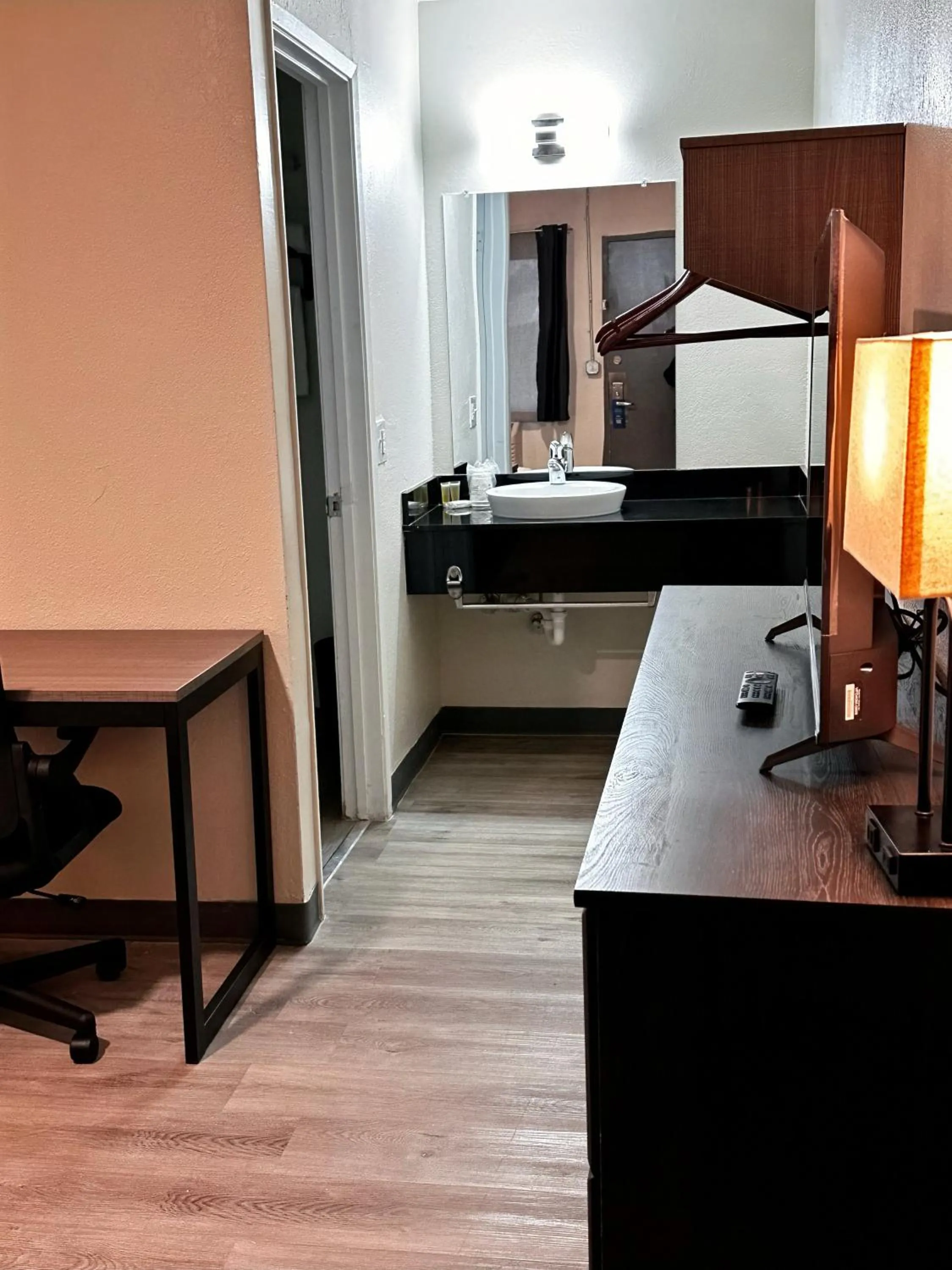 Photo of the whole room in Studio City Suites, a Travelodge by Wyndham