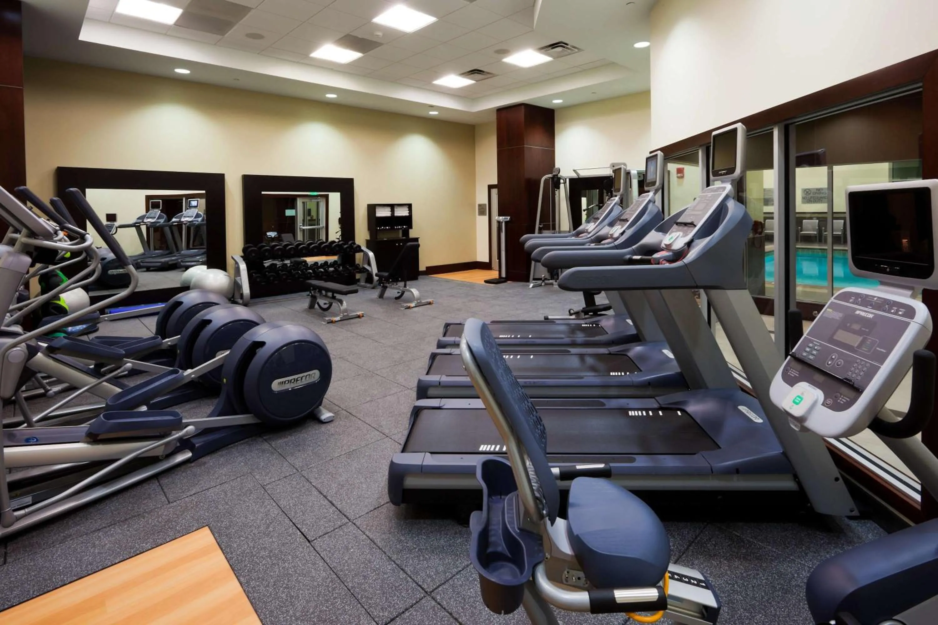 Fitness centre/facilities in Embassy Suites by Hilton Denver Downtown Convention Center