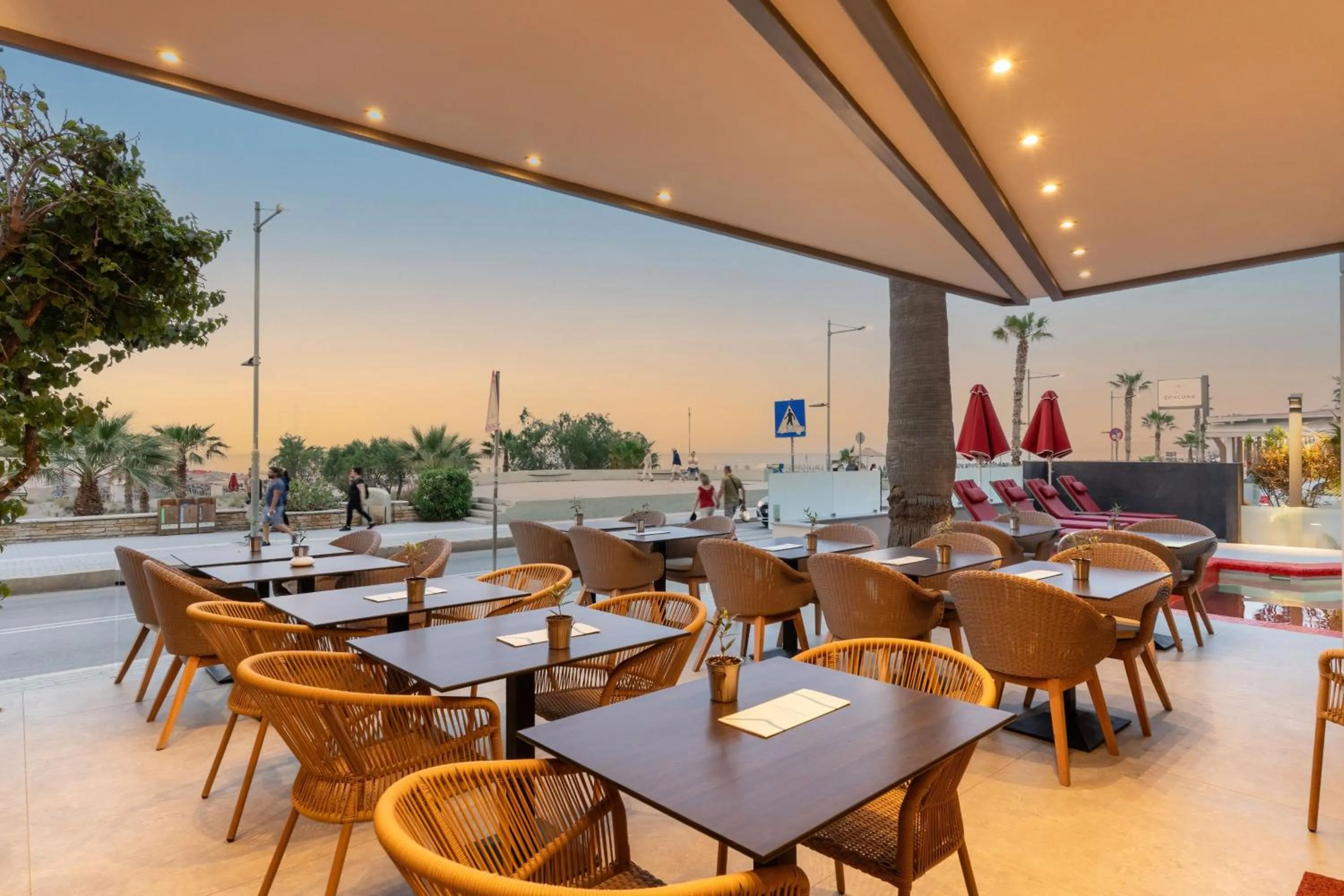 Lounge or bar in Kriti Beach Hotel