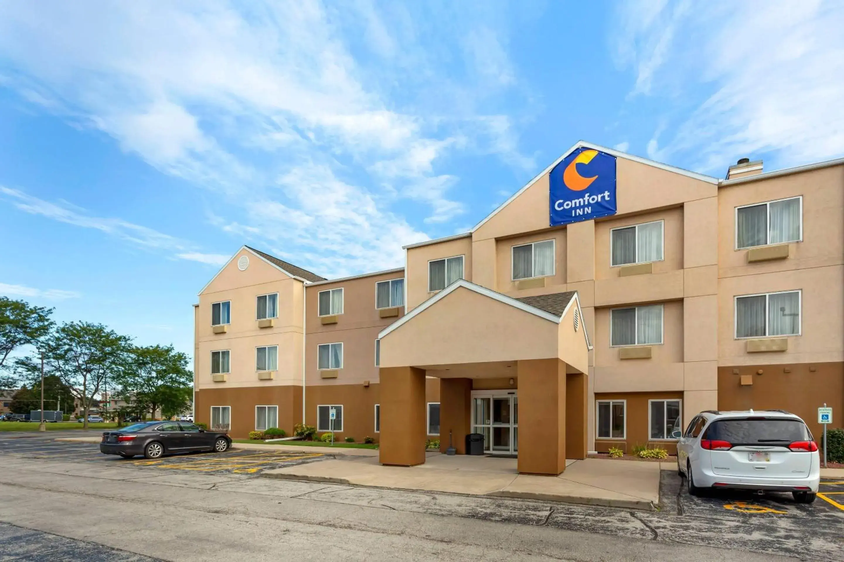 Comfort Inn & Suites Green Bay Stadium Area Comfort Inn & Suites Green Bay Stadium Area