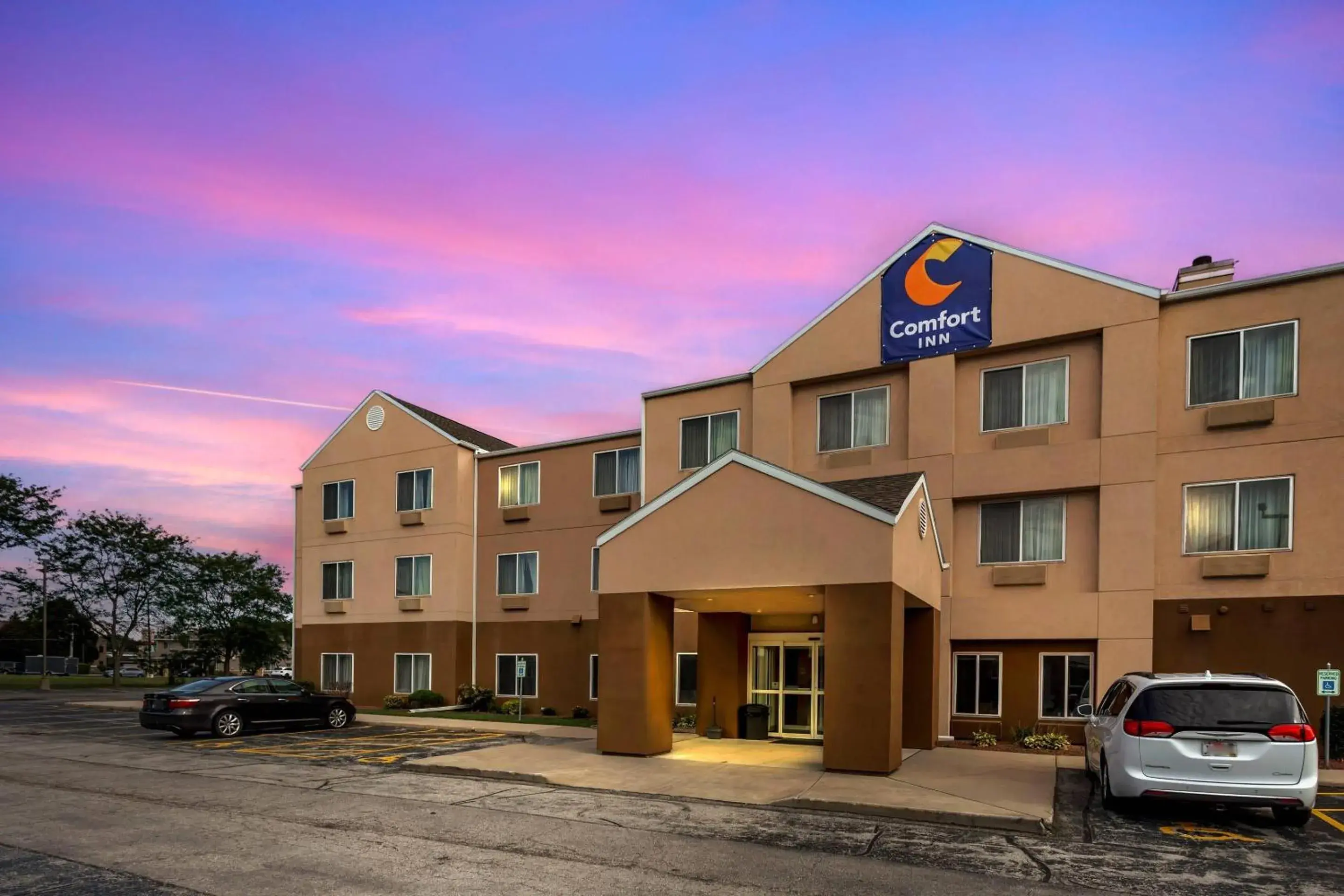 Comfort Inn & Suites Green Bay Stadium Area Comfort Inn & Suites Green Bay Stadium Area