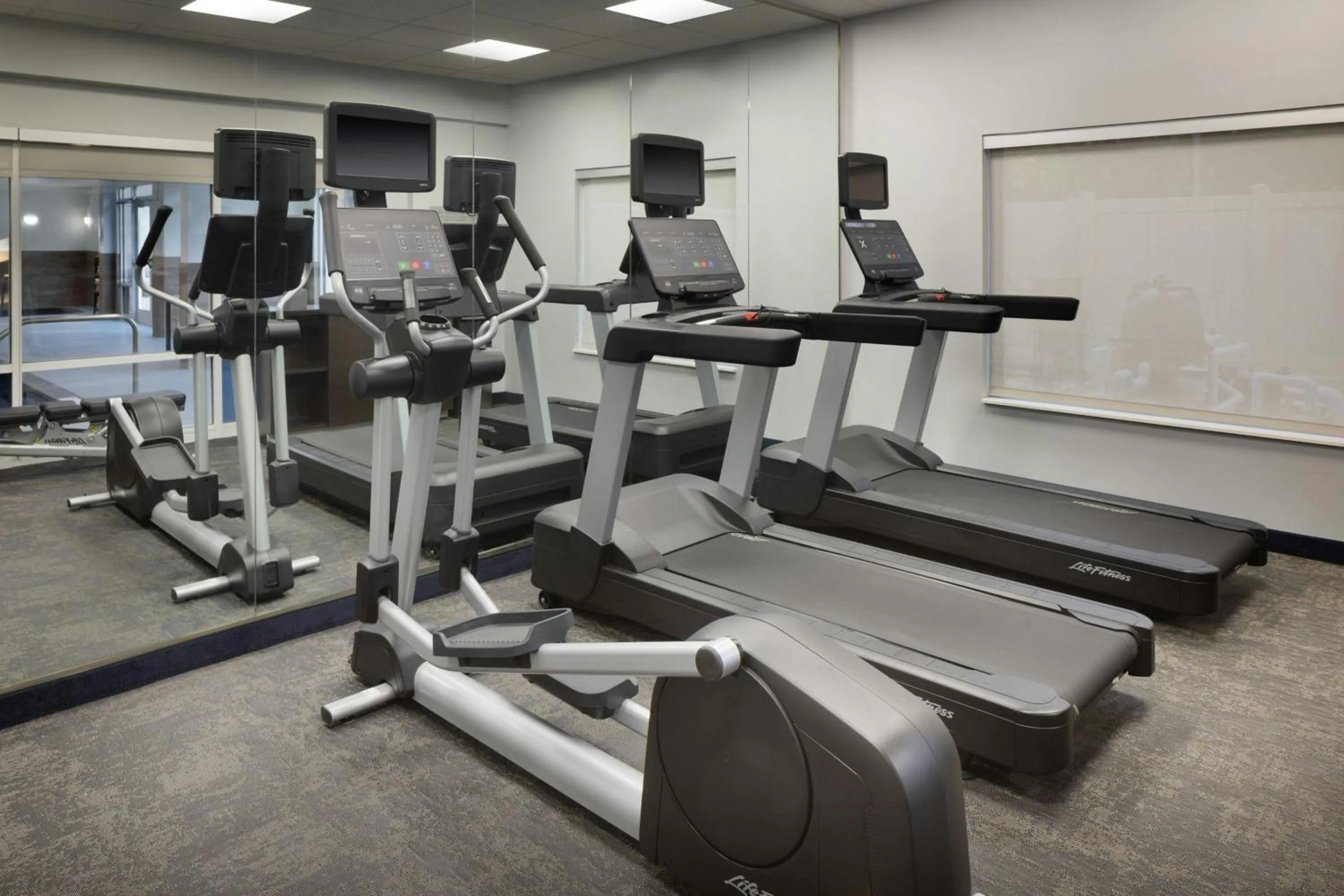 Fitness centre/facilities in Fairfield Inn & Suites Lake City