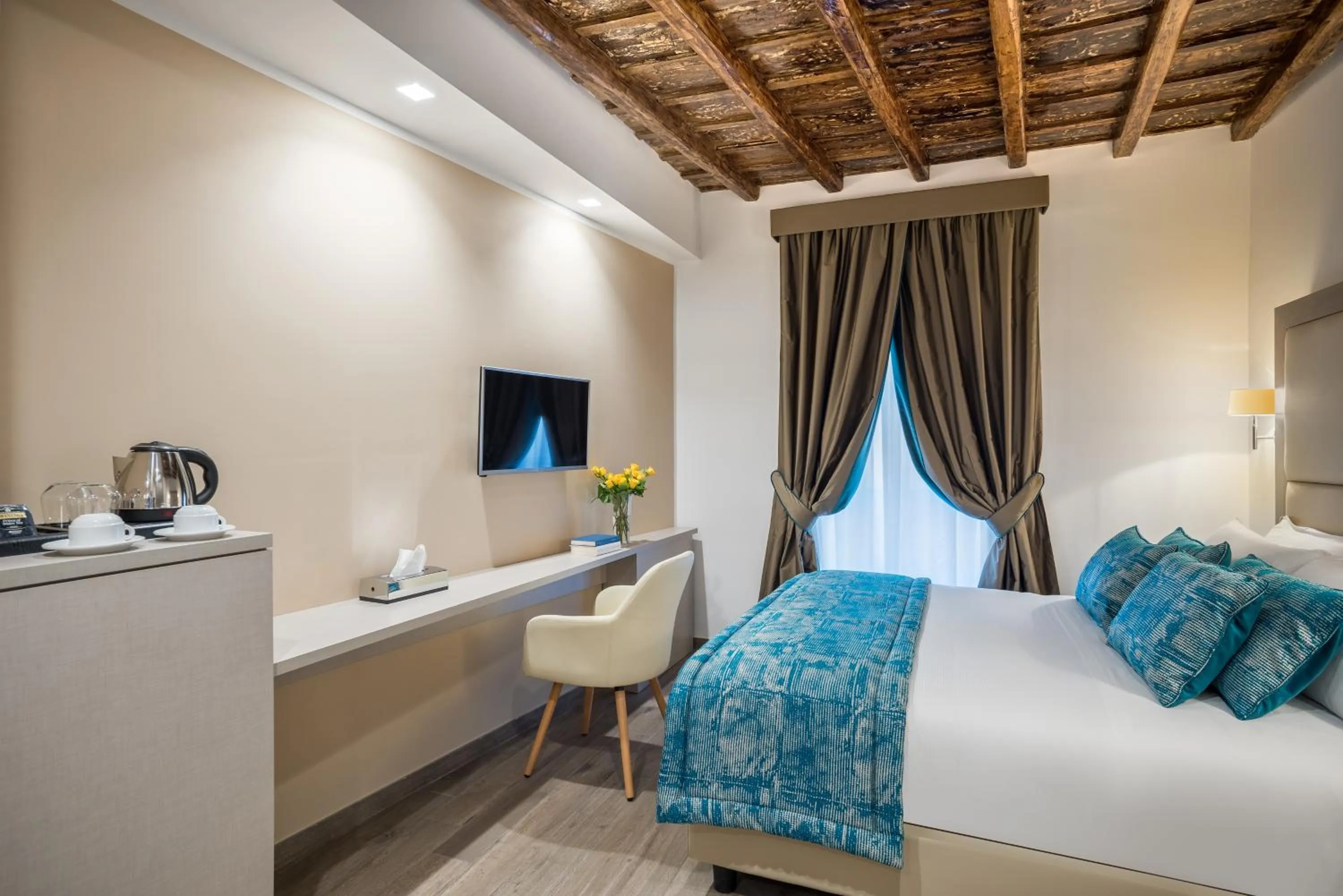 Bedroom, Bed in Reginella Suites