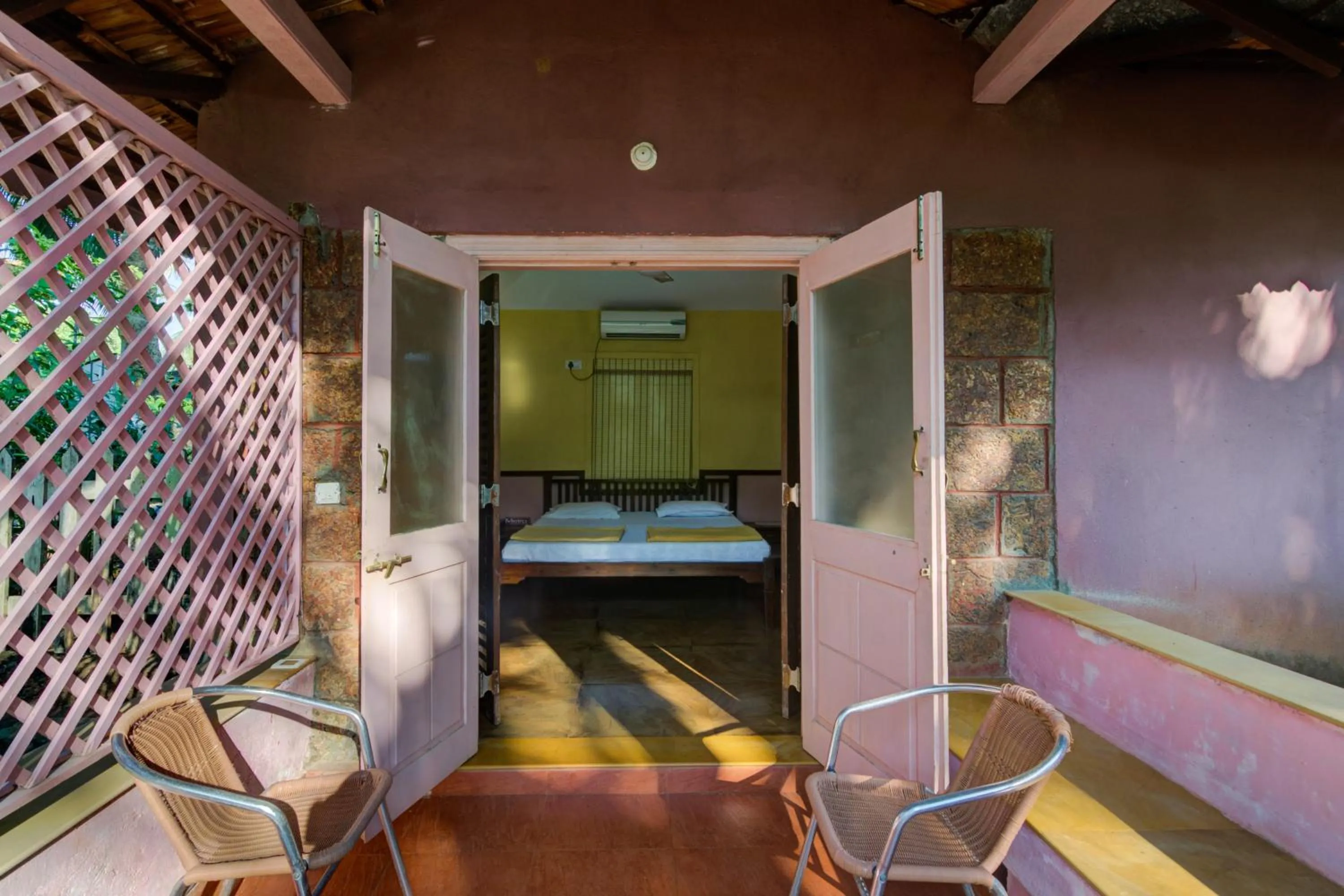 Balcony/Terrace, Bed in Shantai By the Lake