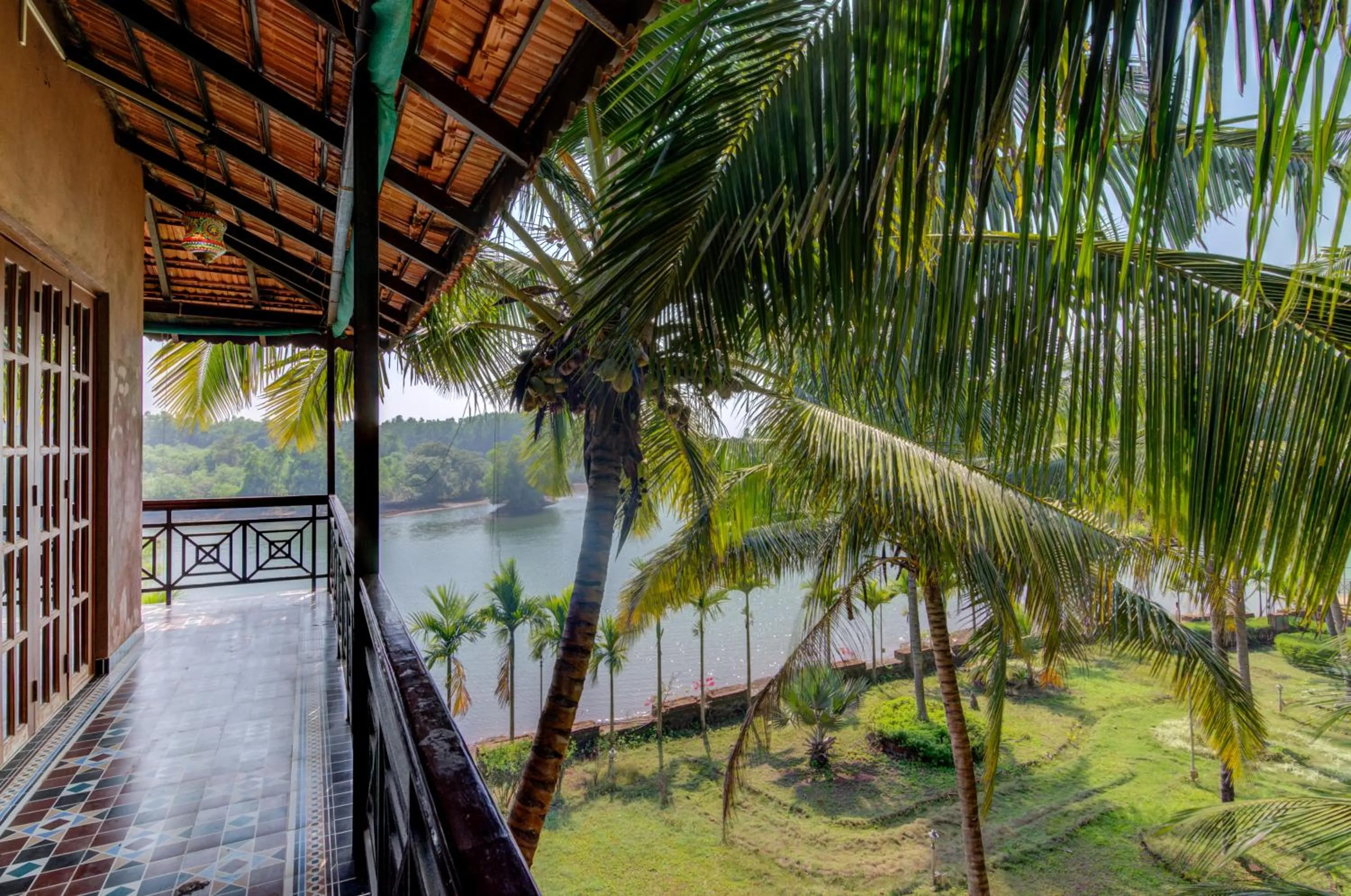Balcony/Terrace in Shantai By the Lake