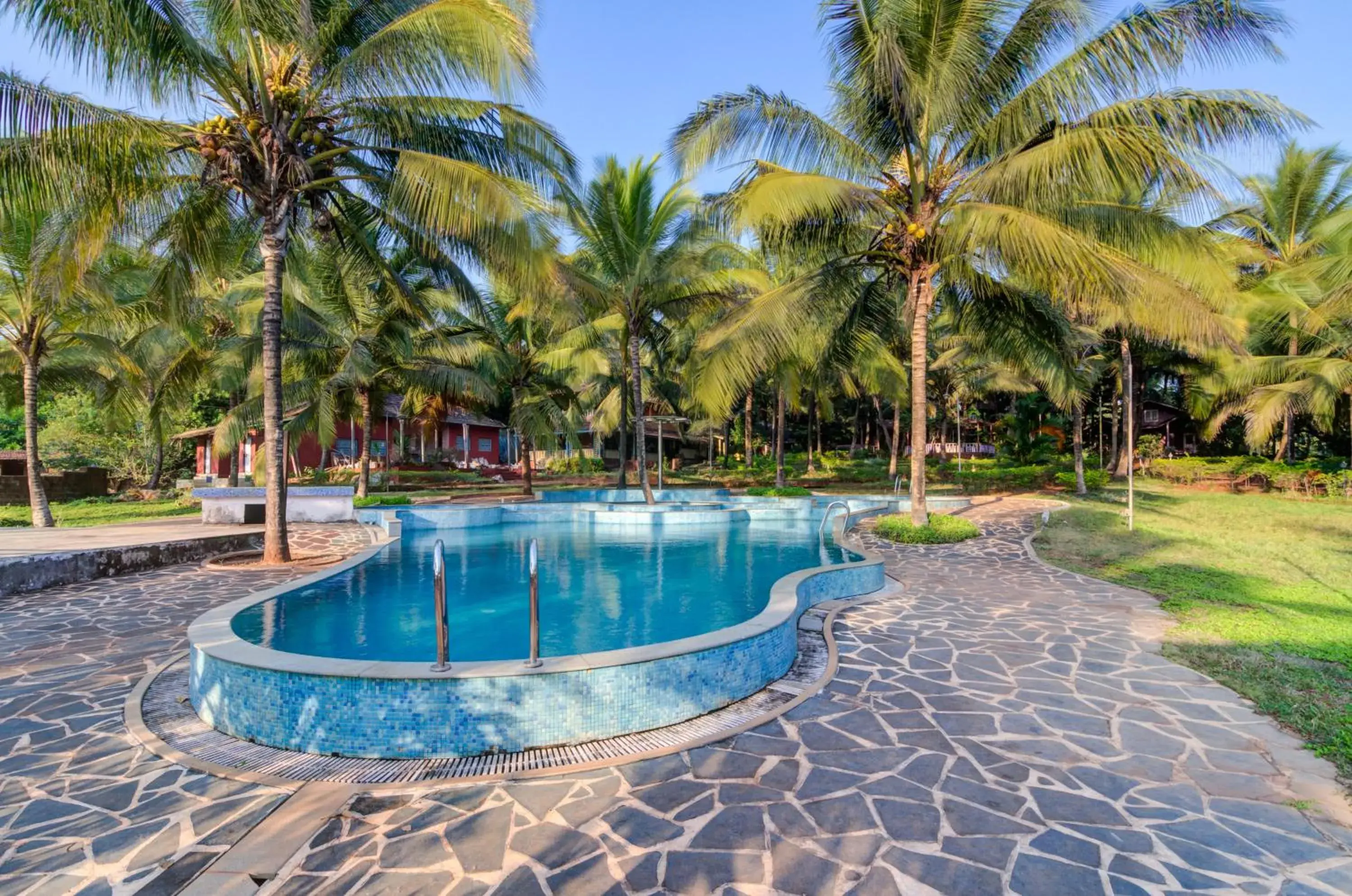 Swimming pool in Shantai By the Lake Swimming pool in Shantai By the Lake