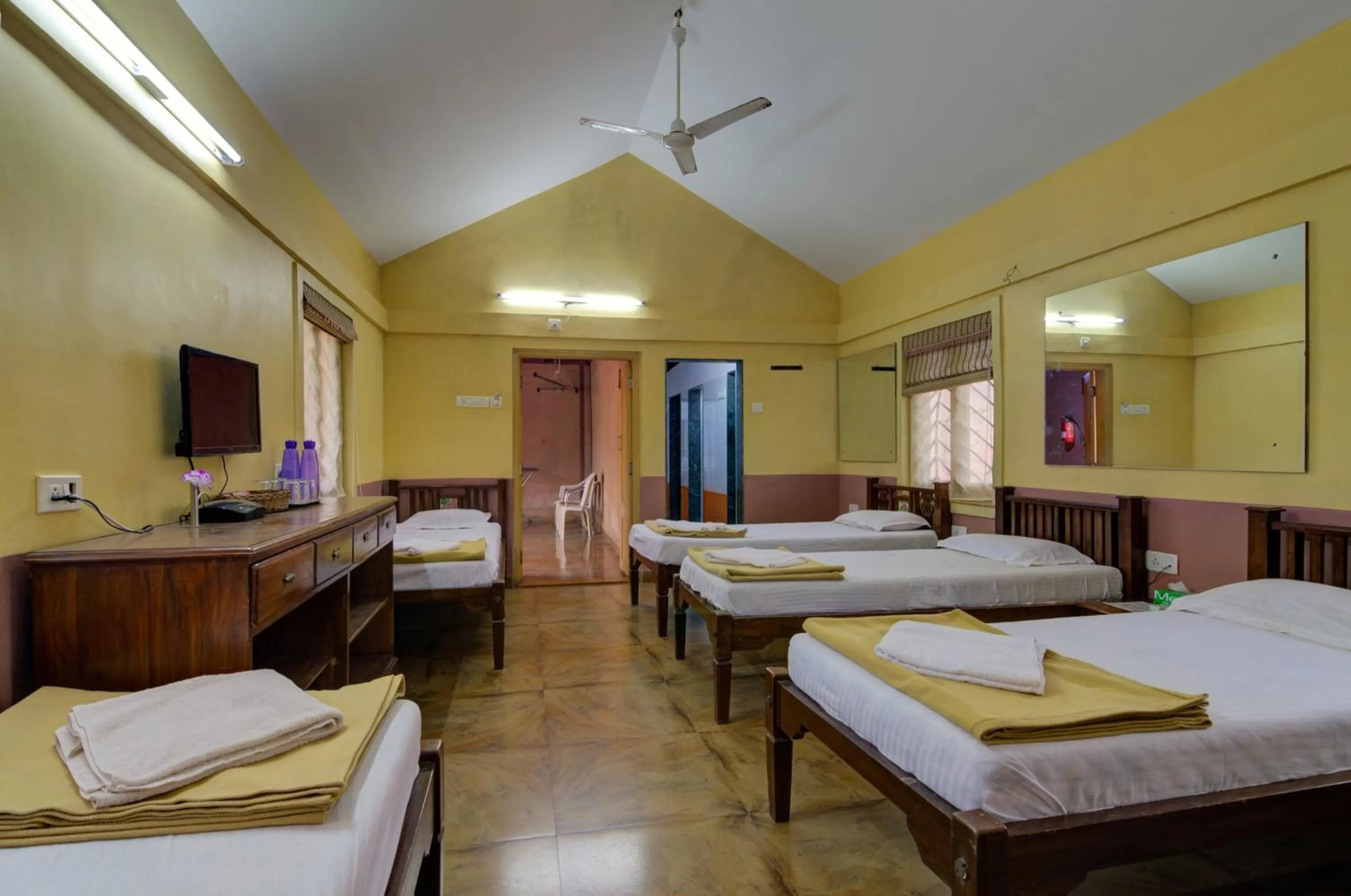 Bed in Shantai By the Lake