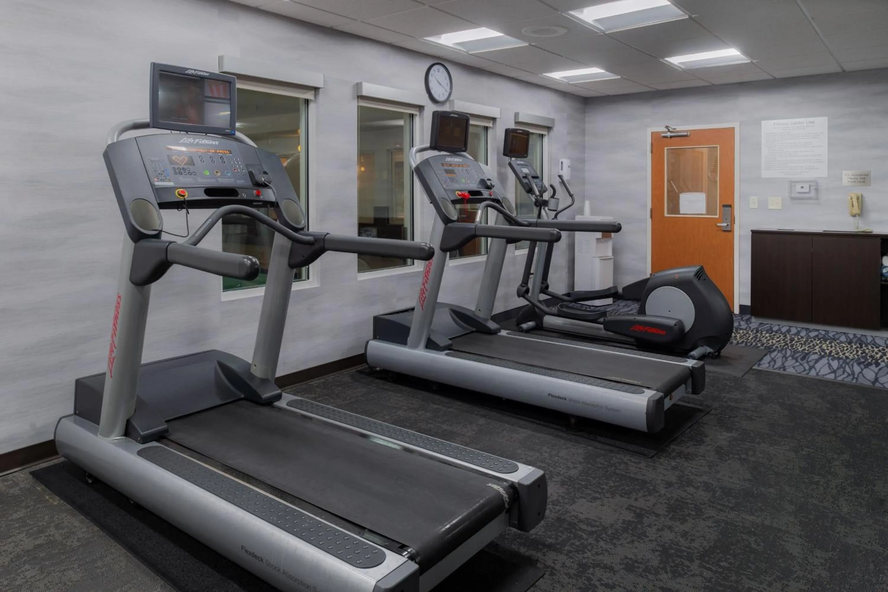 Fitness centre/facilities in Fairfield Inn & Suites Greensboro Wendover