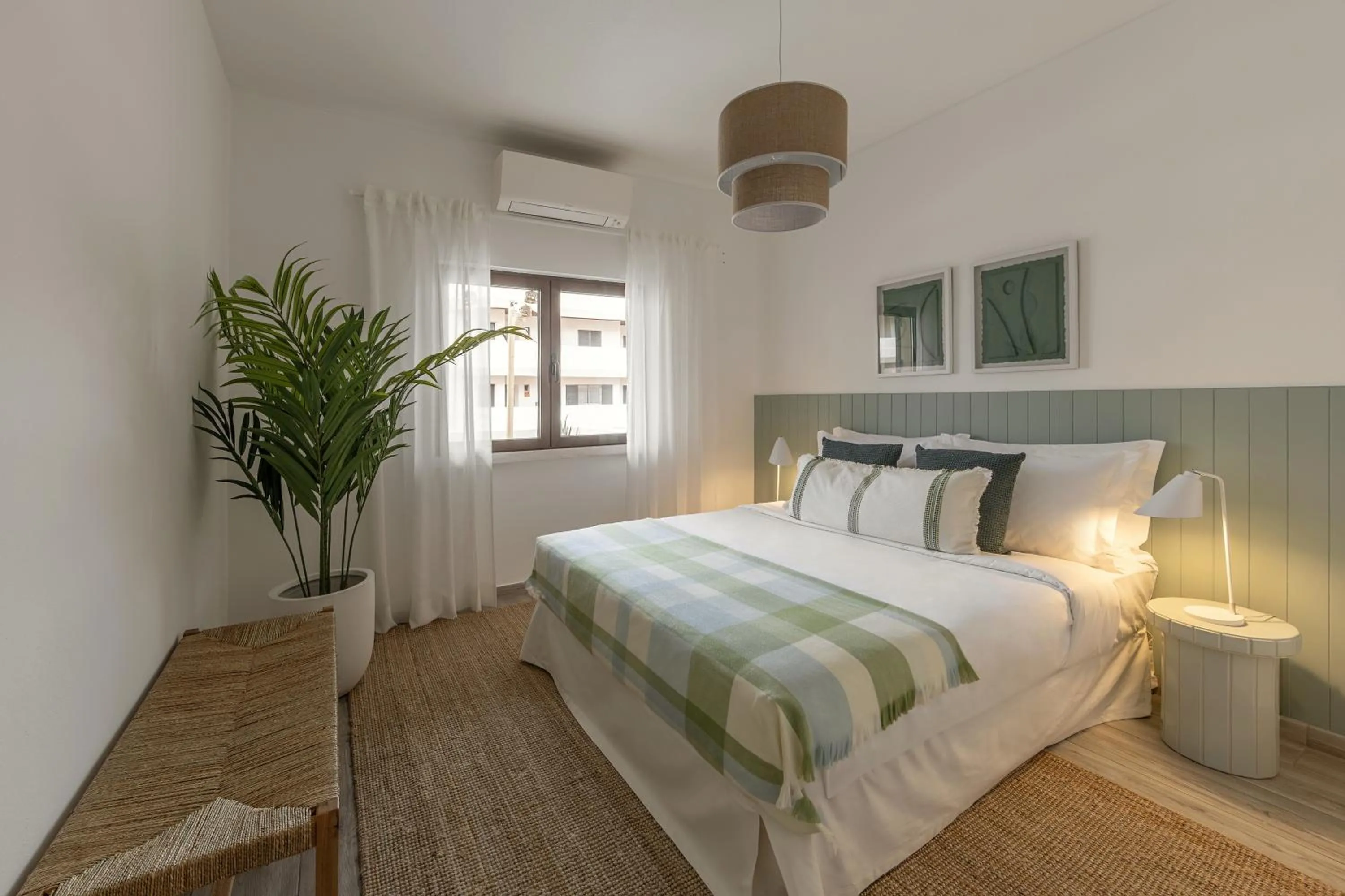 WOW Flat 200m Beach, 10min Downtown, Terrace With Sea View
