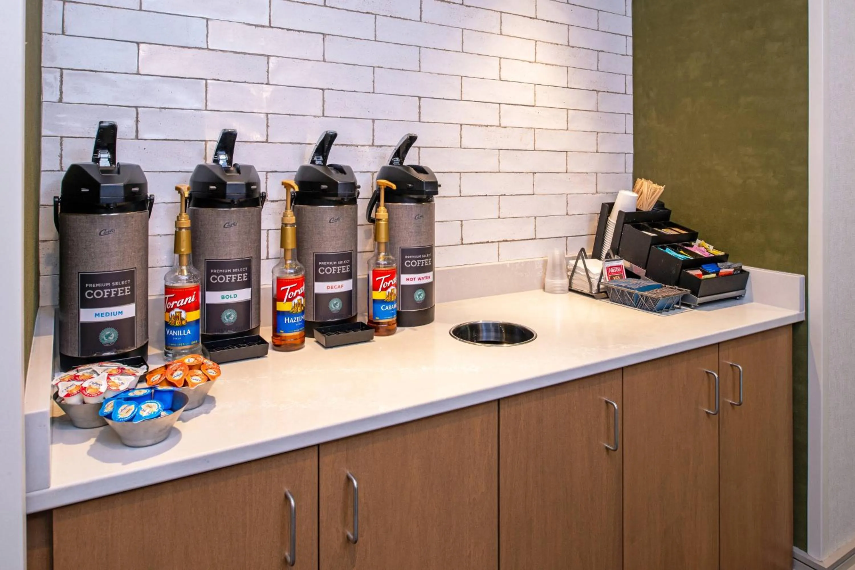 Lounge or bar in Fairfield Inn & Suites High Point Archdale