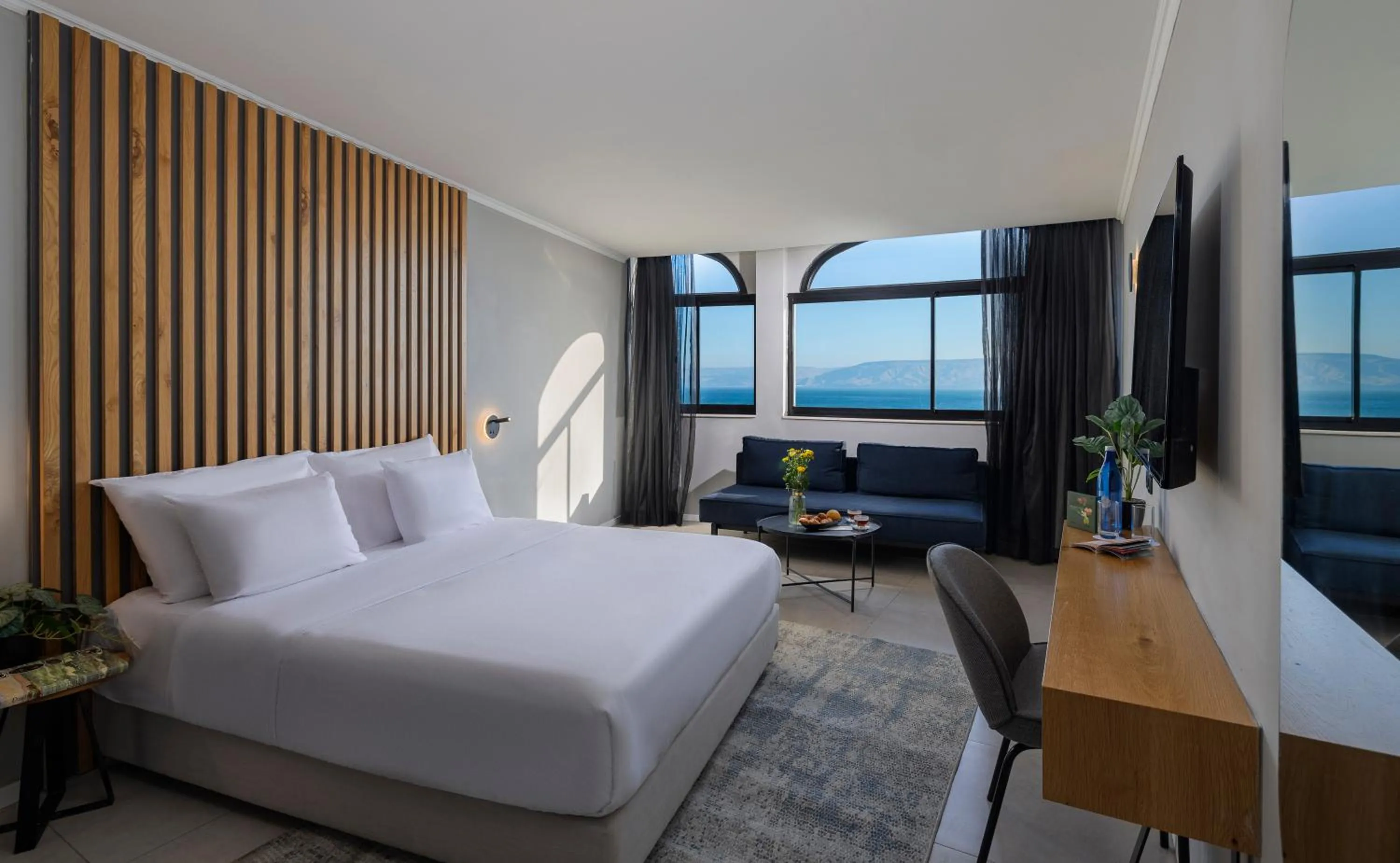 Bed in Hotel Lake House Kinneret