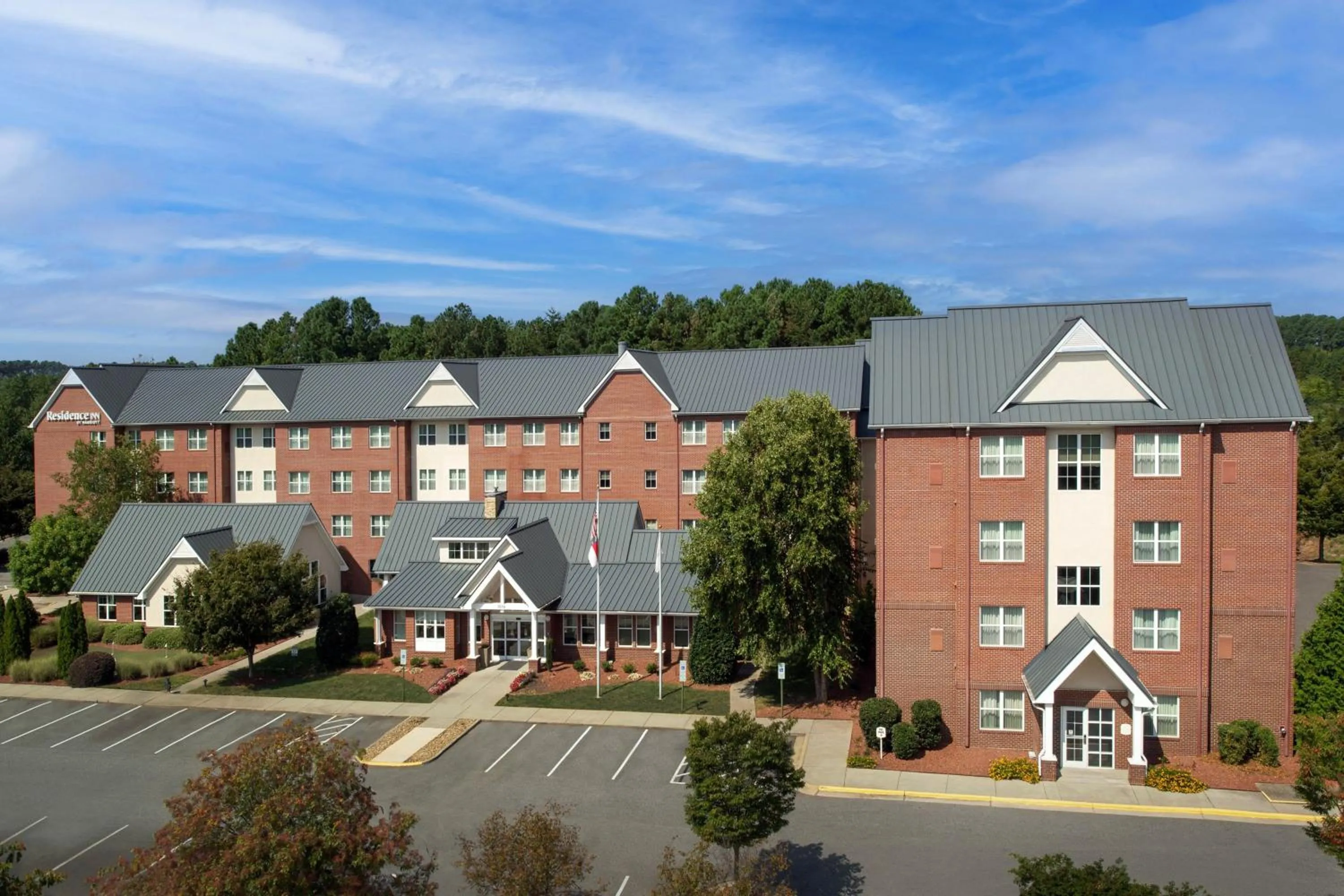 Property building in Residence Inn by Marriott Greensboro Airport