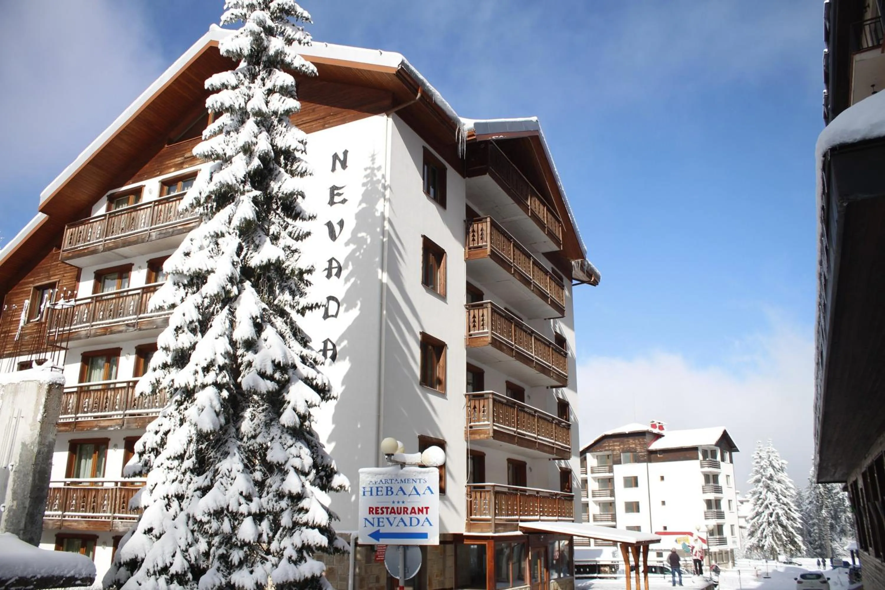 Property building in Nevada Aparthotel