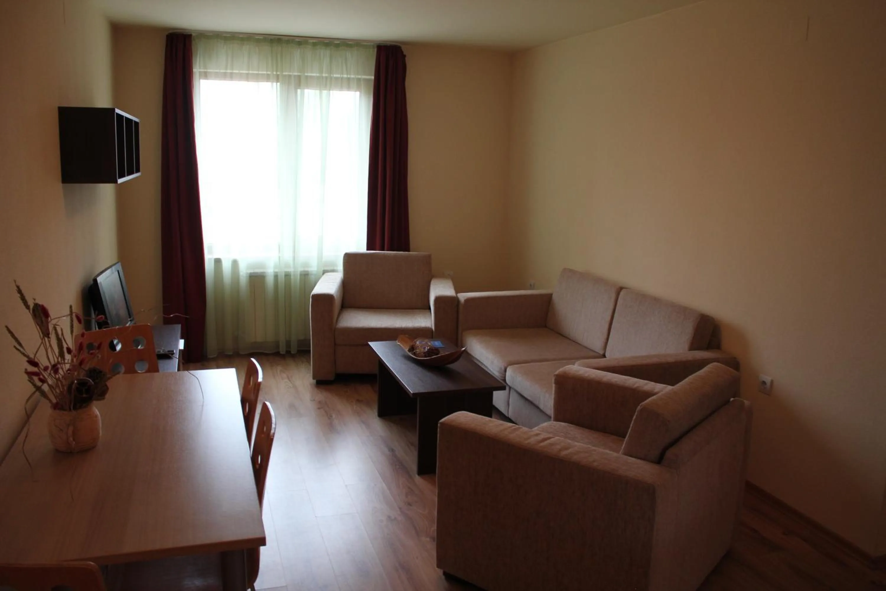 Day in Nevada Aparthotel