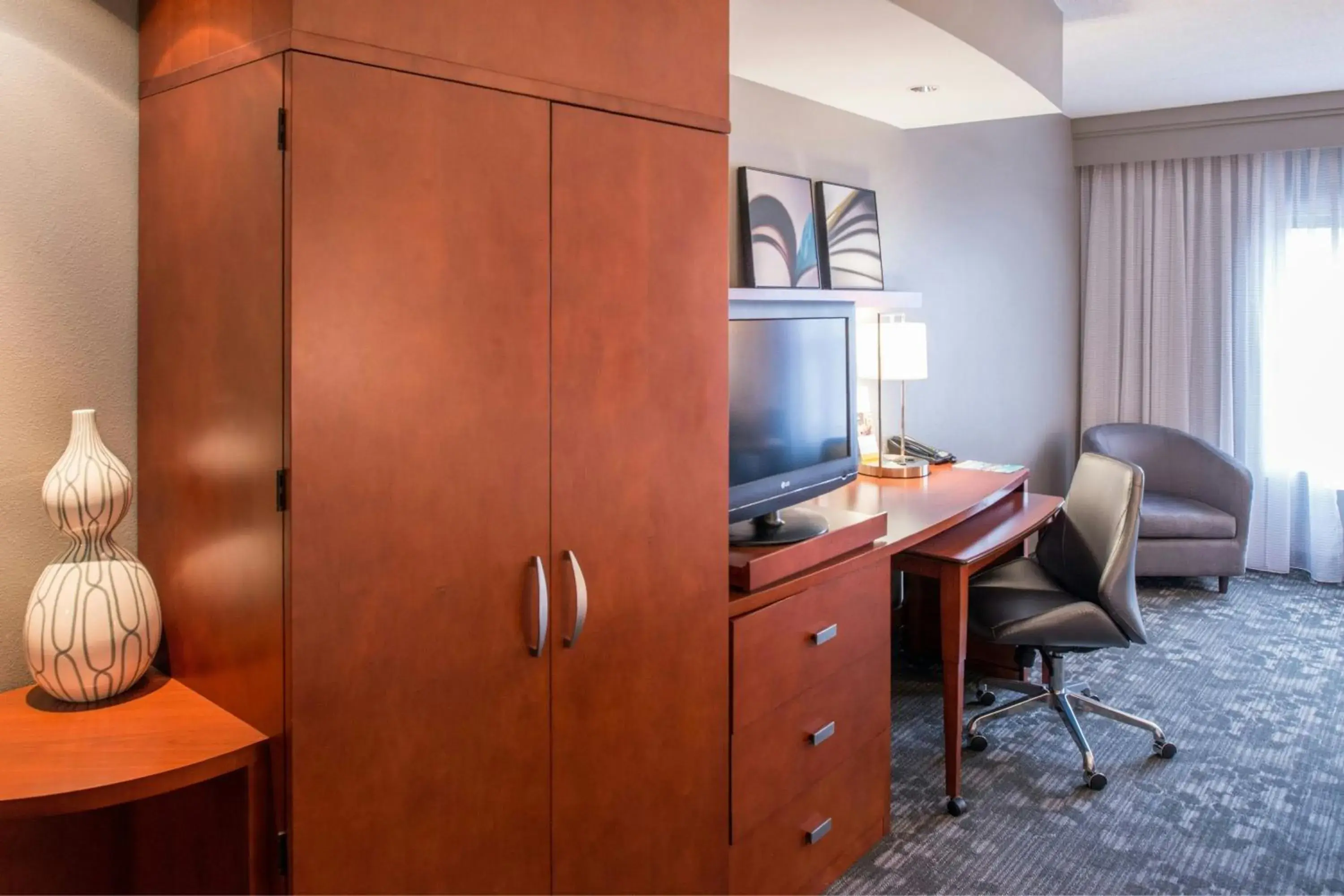 Queen Room with Two Queen Beds and Sofa Bed in Courtyard Clemson Queen Room with Two Queen Beds and Sofa Bed in Courtyard Clemson