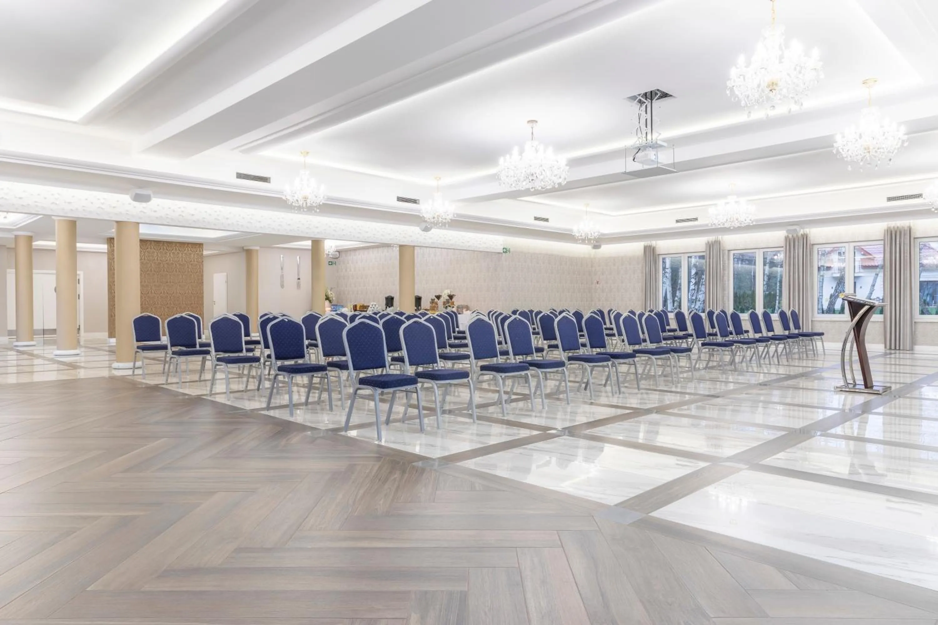 Property building in BURSZTYN - BERNSTEIN SPA & Wellness