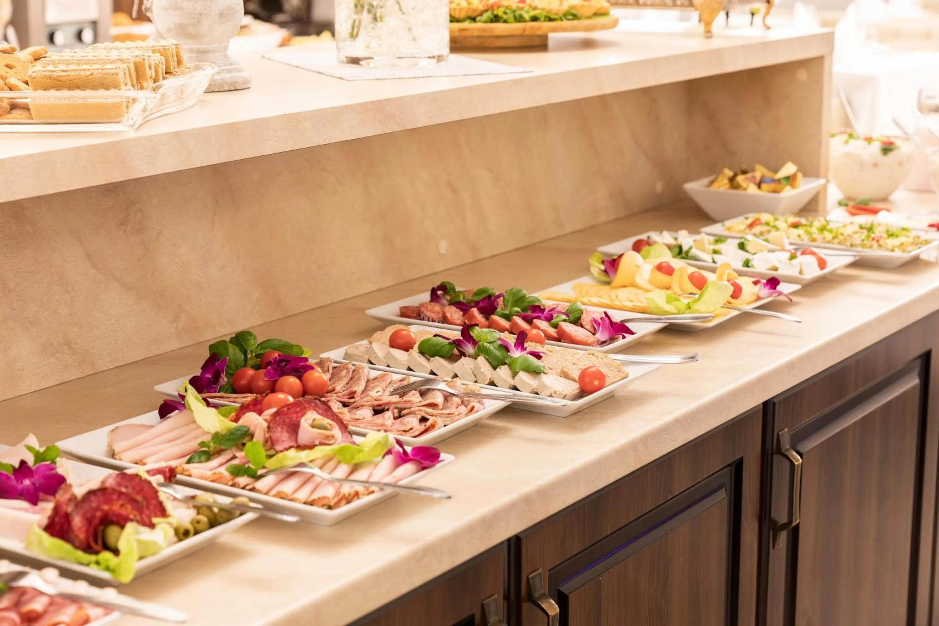 Food and drinks in BURSZTYN - BERNSTEIN SPA & Wellness