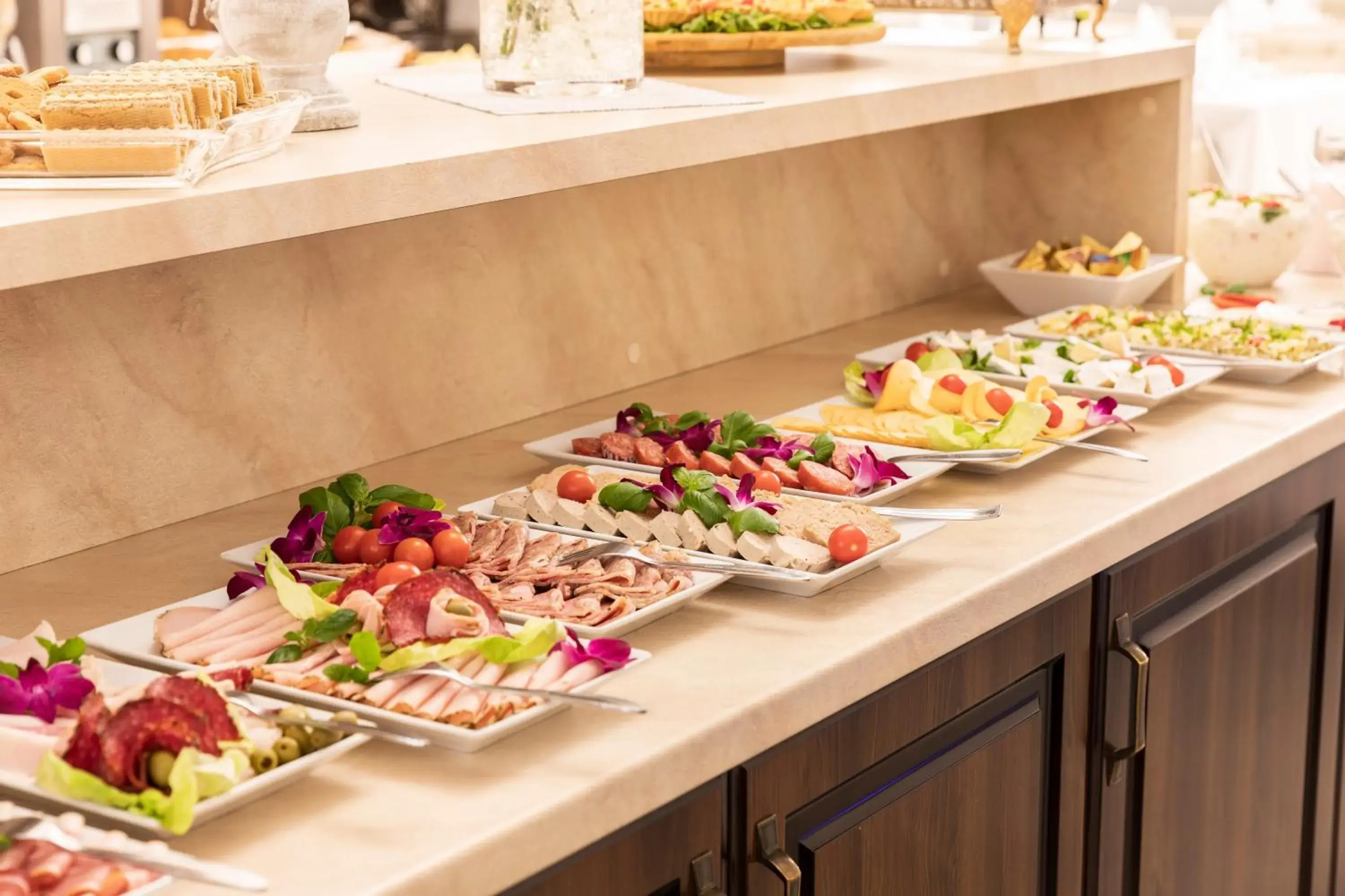 Food and drinks in BURSZTYN - BERNSTEIN SPA & Wellness Food and drinks in BURSZTYN - BERNSTEIN SPA & Wellness