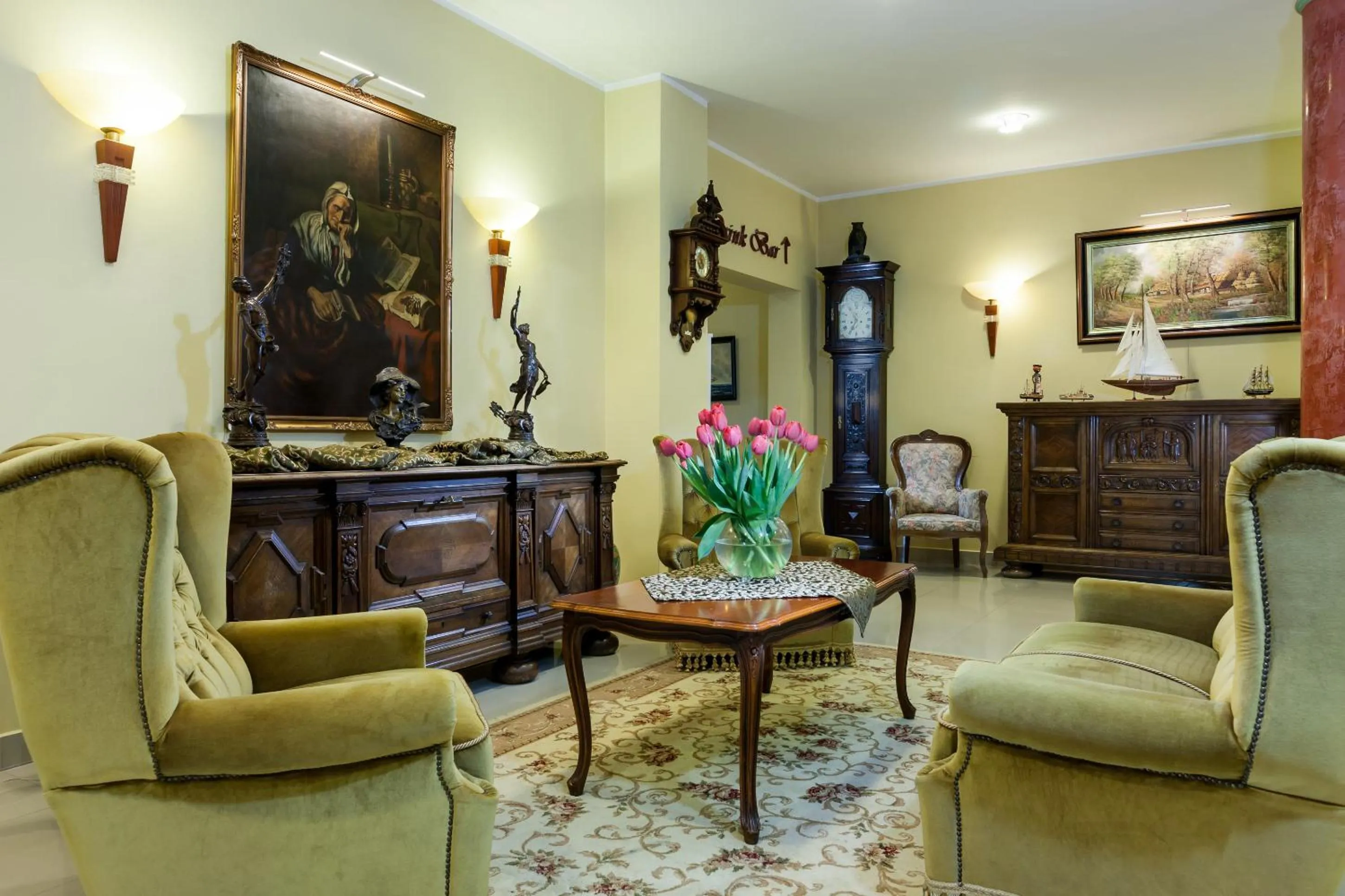 Lobby or reception in BURSZTYN - BERNSTEIN SPA & Wellness