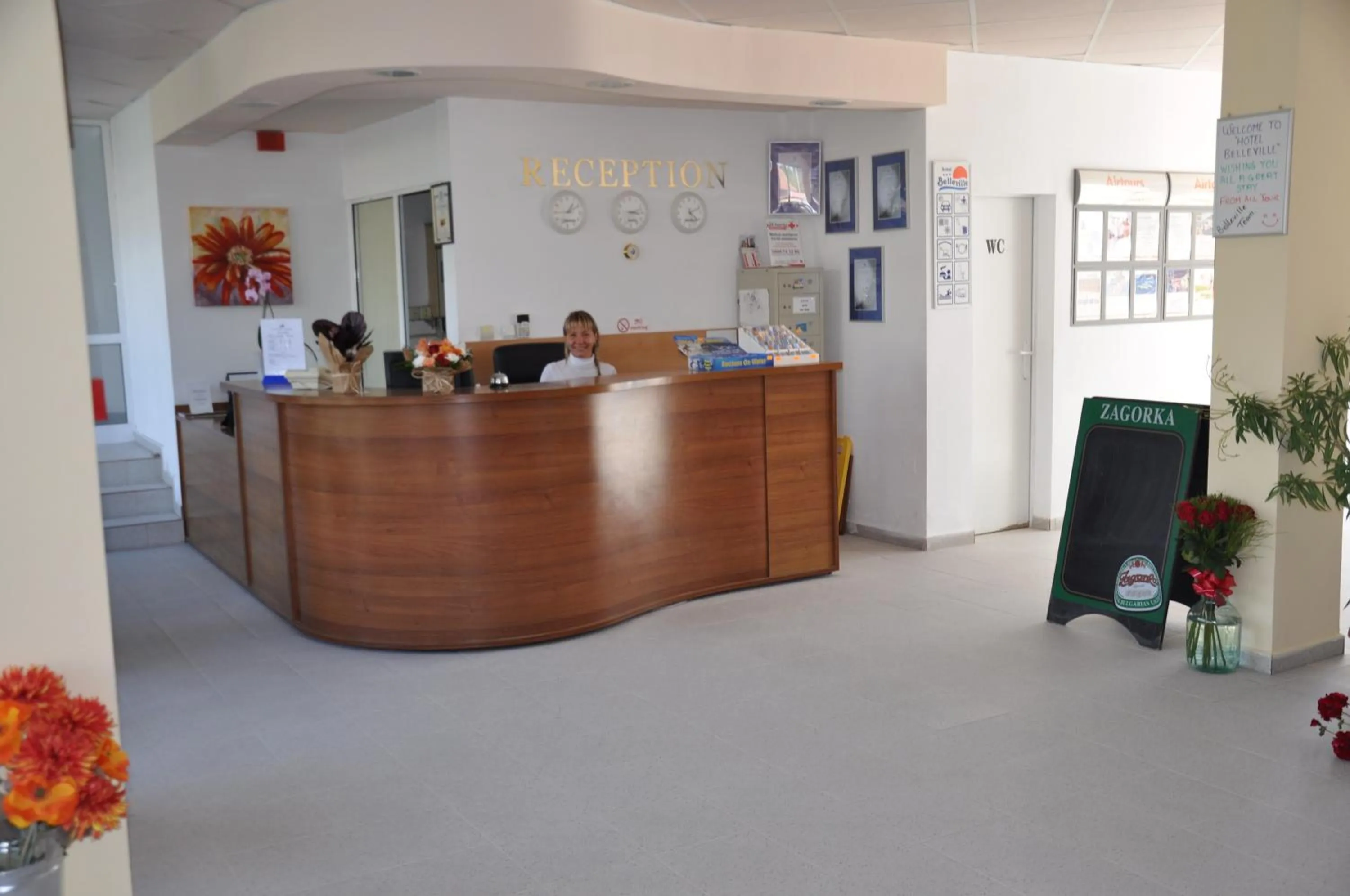 Lobby or reception in Hotel BelleVille